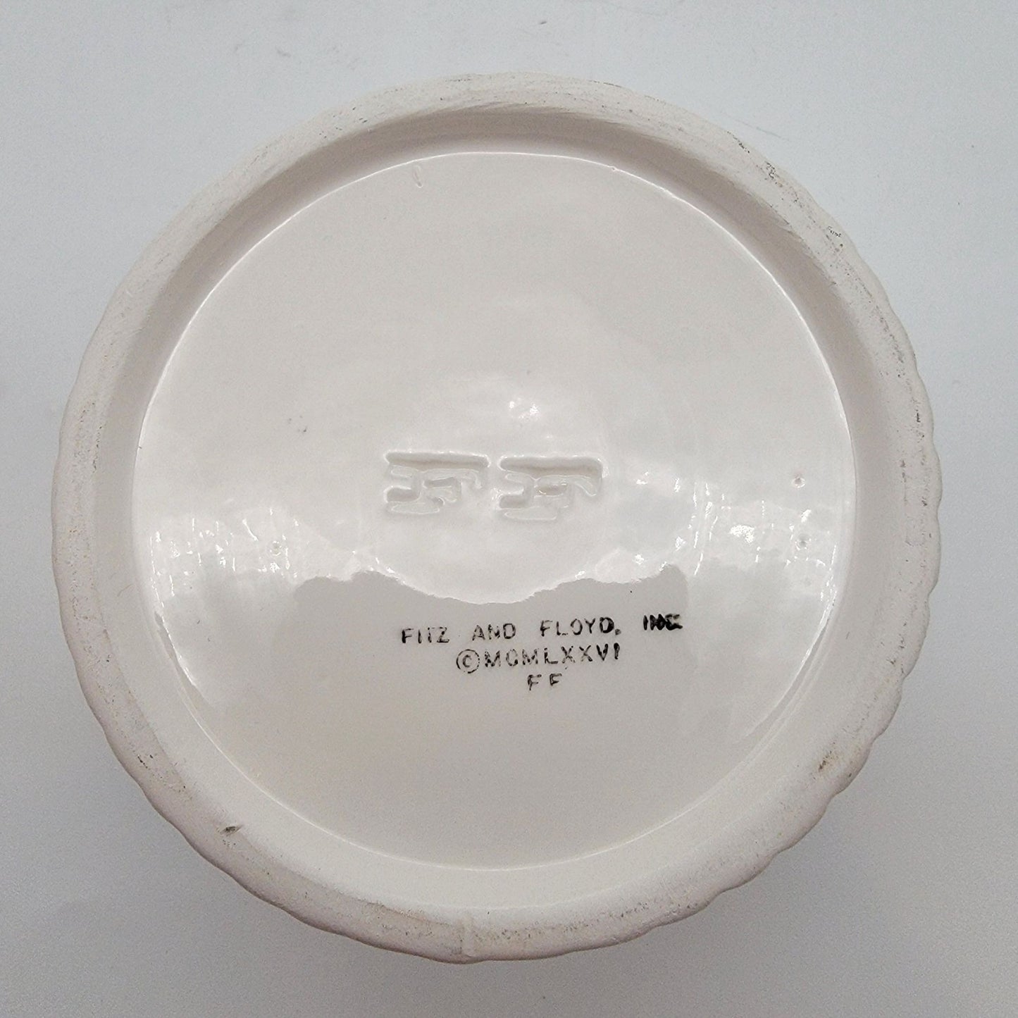 Pair of 1976 Fitz & Floyd Coquille Seashells Canisters
