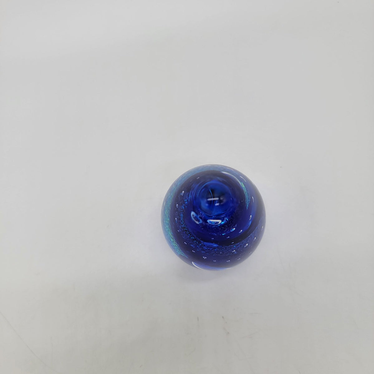1997 Blacksheep Dichroic Glass Blue Egg Paperweight Signed BSG 97