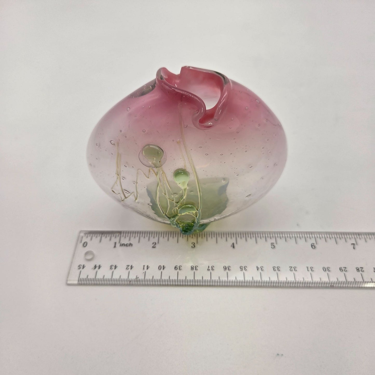 Handblown Loren Chapman Pink & Green Art Glass Vase With Rigaree