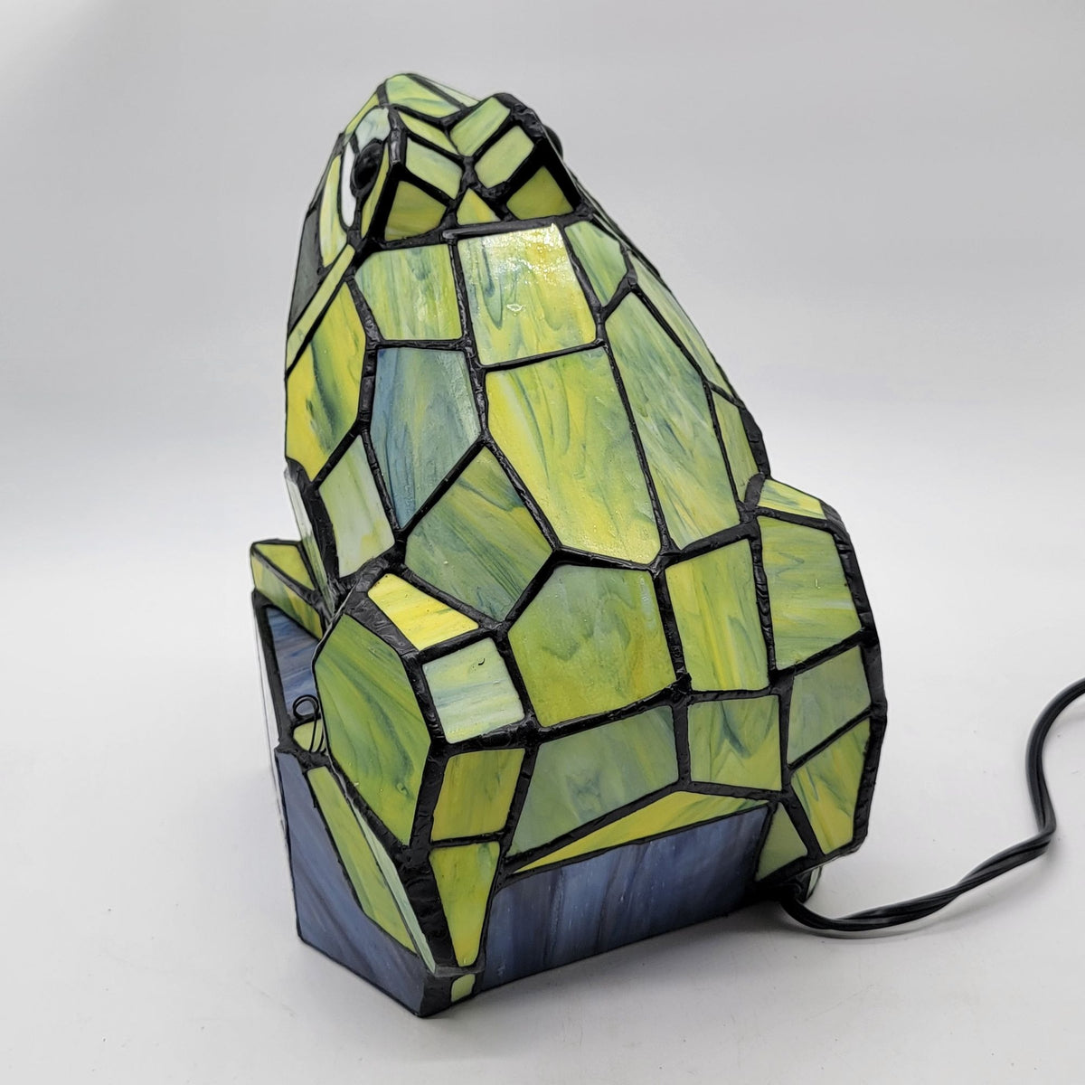 Large Tiffany Style Stained Glass Frog Accent Lamp