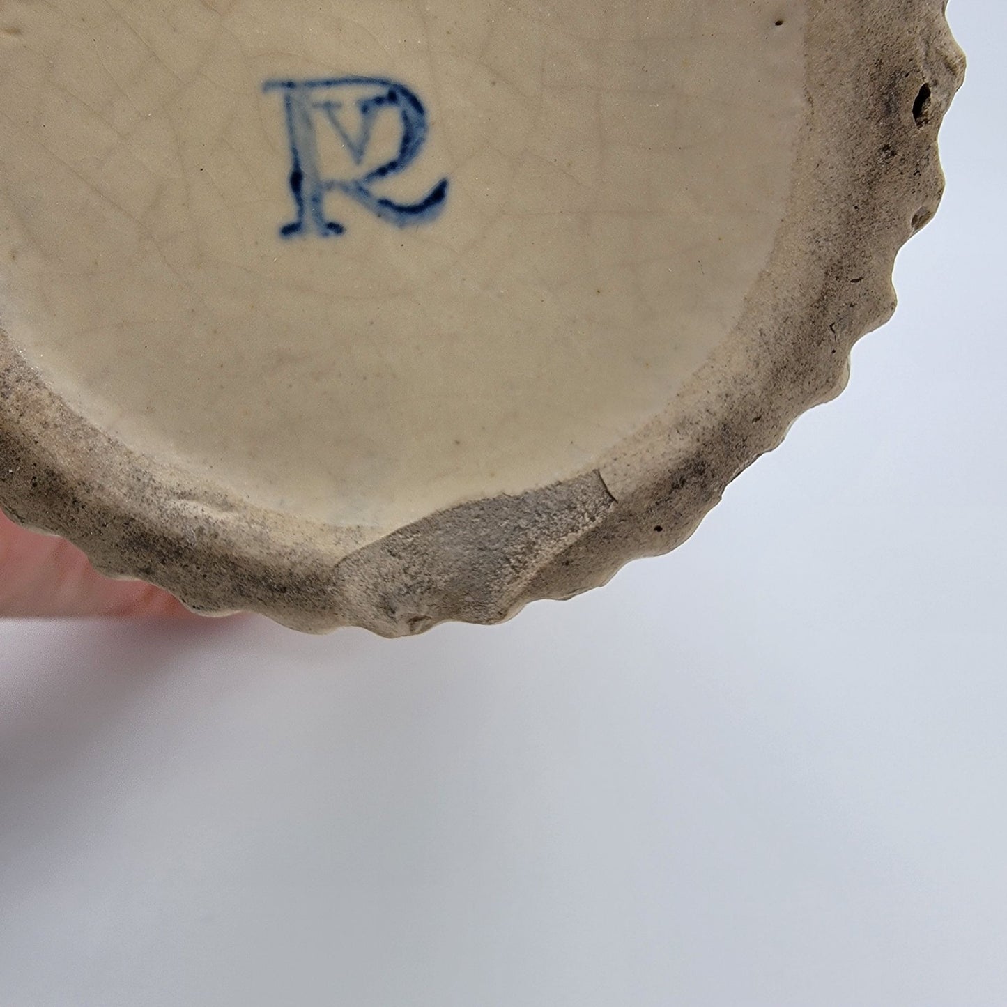 Antique 1916 Roseville Donatello Art Pottery Cherub Vase 109-12