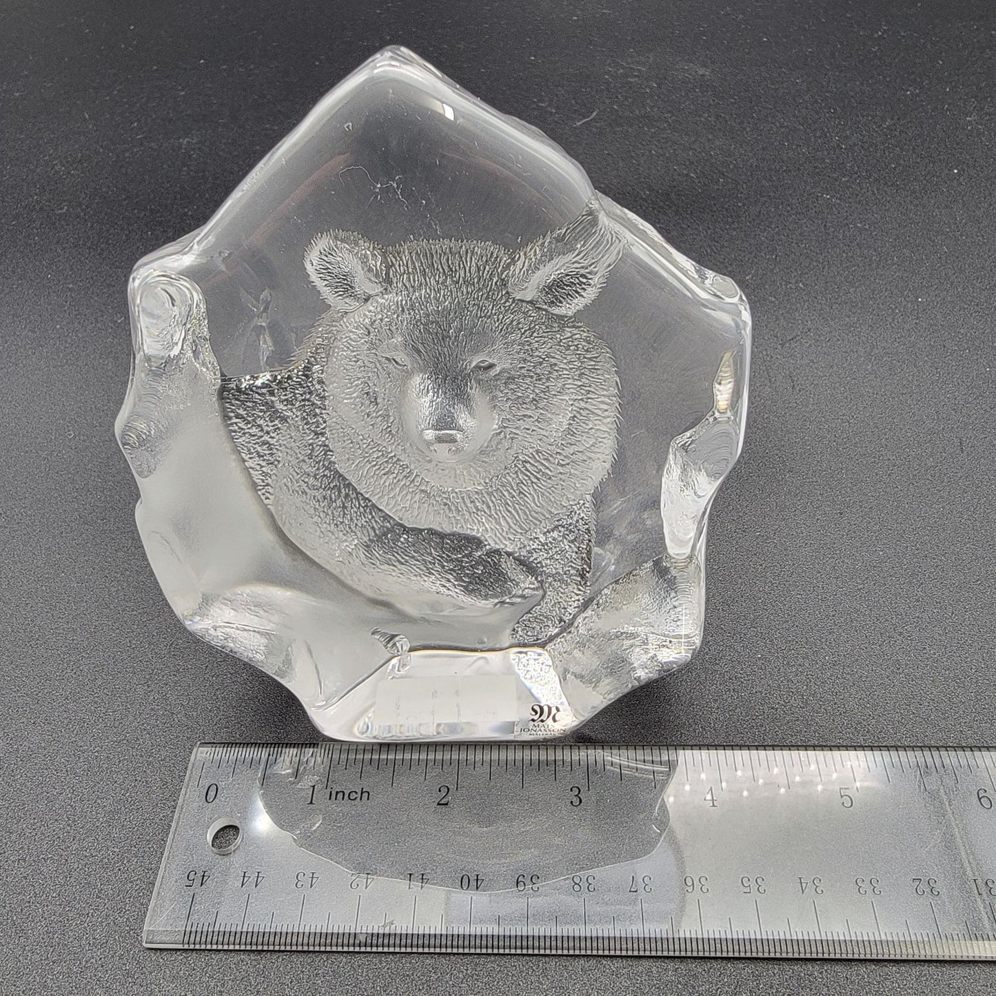 Mats Jonasson Crystal Grizzly Bear Paperweight Signed MJ Sweden 3795