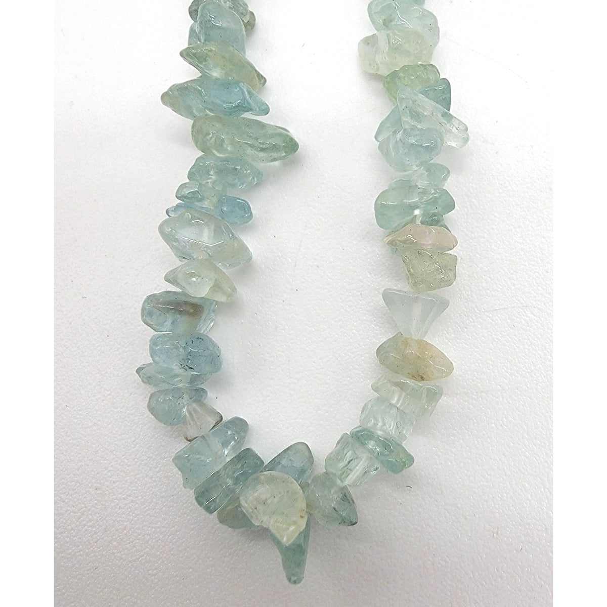Green Agate Gemstones Chip Necklace 16"