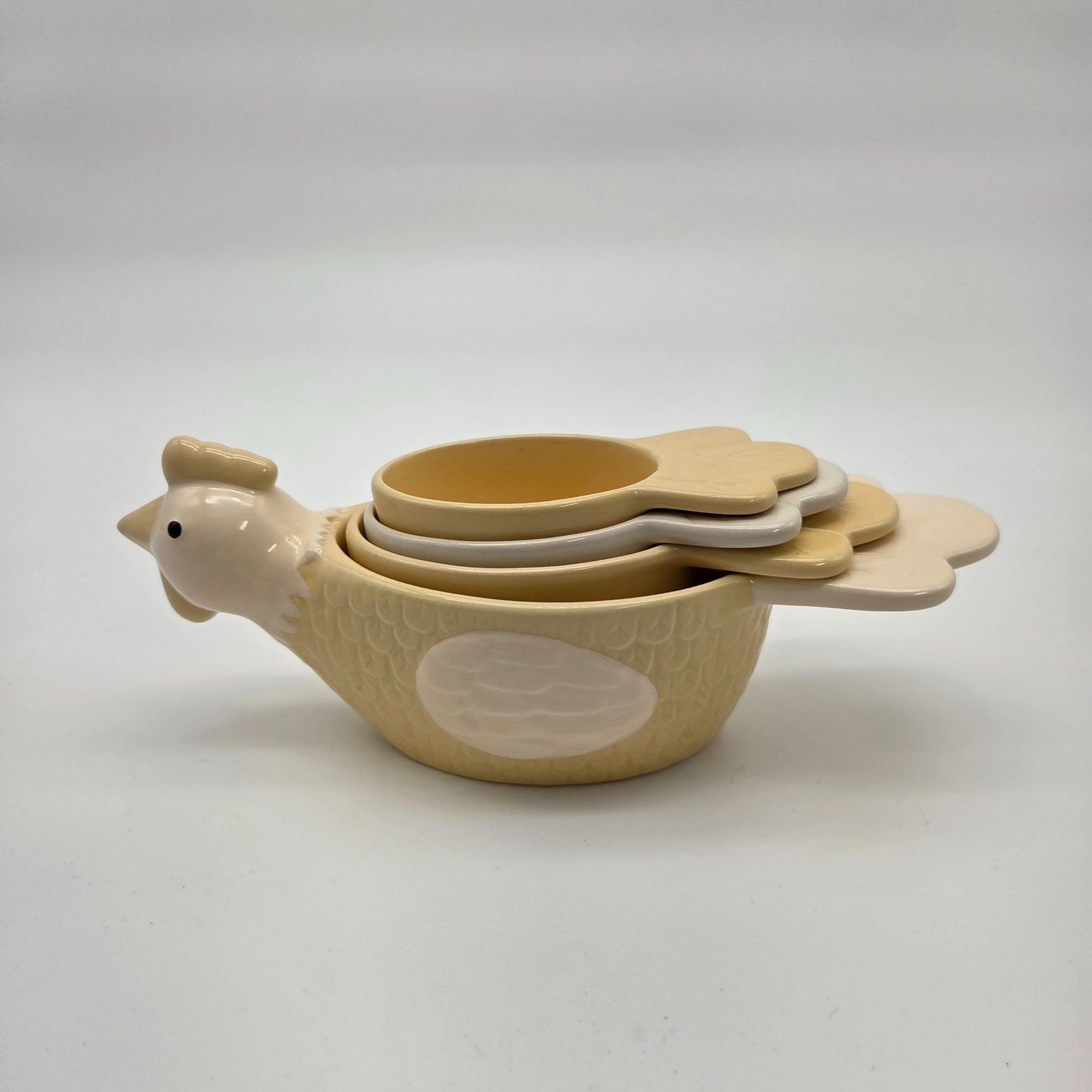 Vintage Chicken Measuring Cups Set of 4  THT Designs 2005