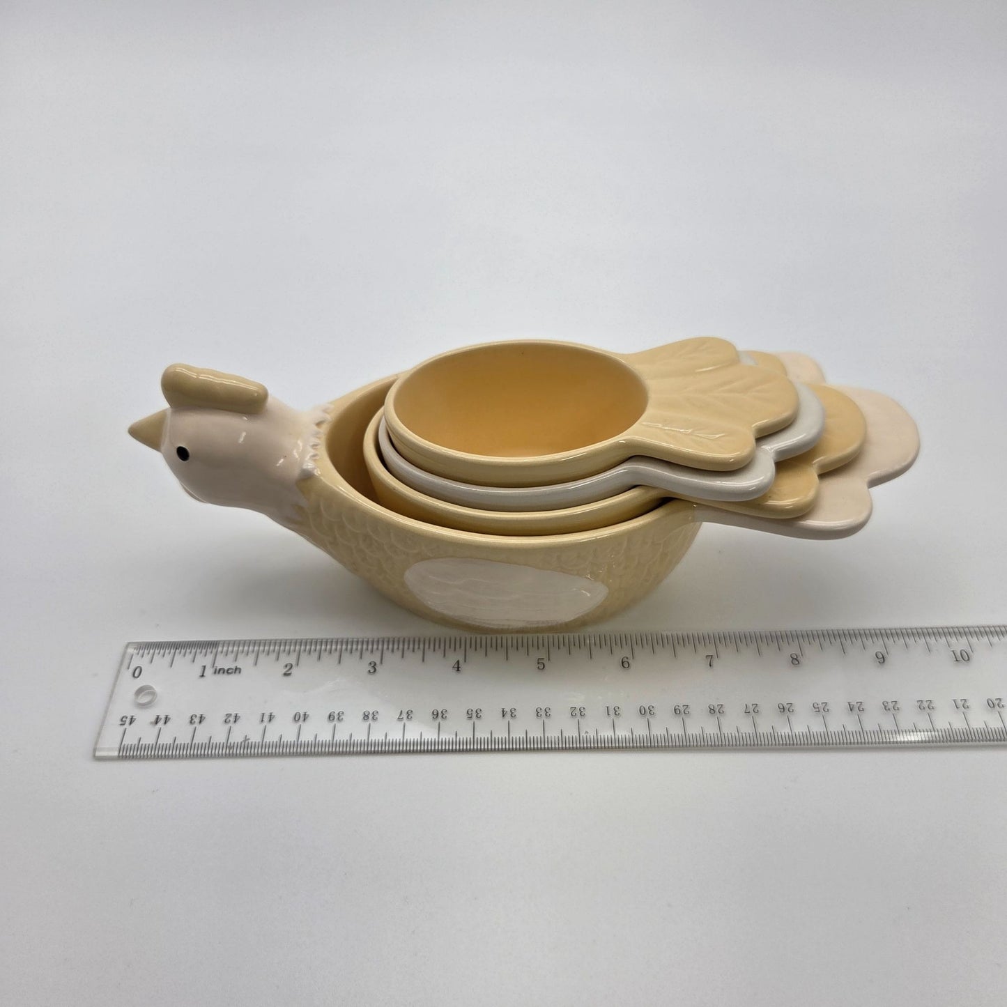 Vintage Chicken Measuring Cups Set of 4  THT Designs 2005