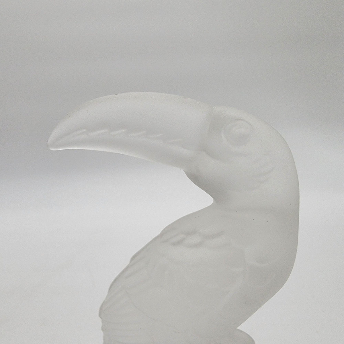 Vintage Goebel Frosted Lead Crystal Toucan Bird Glass Figurine
