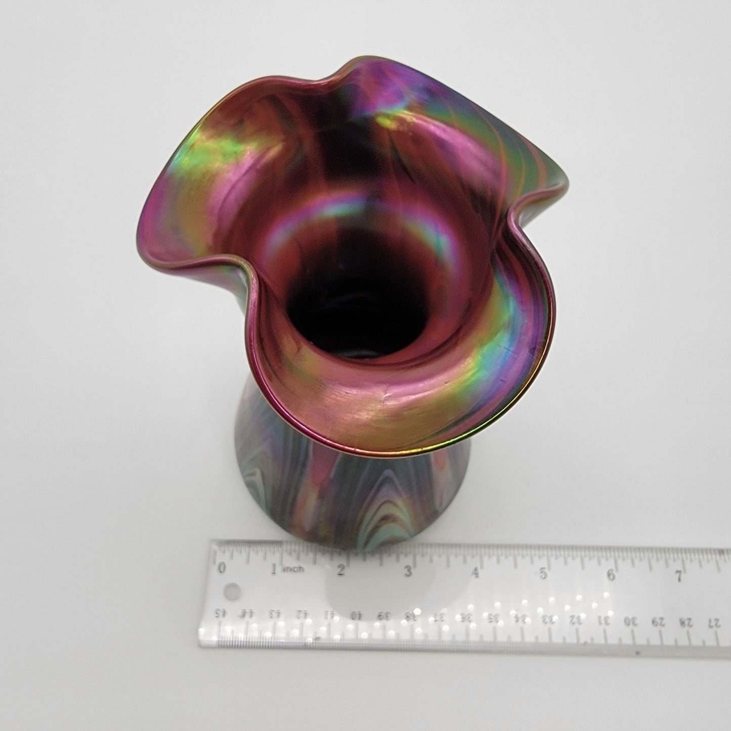 Antique Art Nouveau Josef Rindskopf Bohemian Pulled Feather Iridescent Art Glass Vase