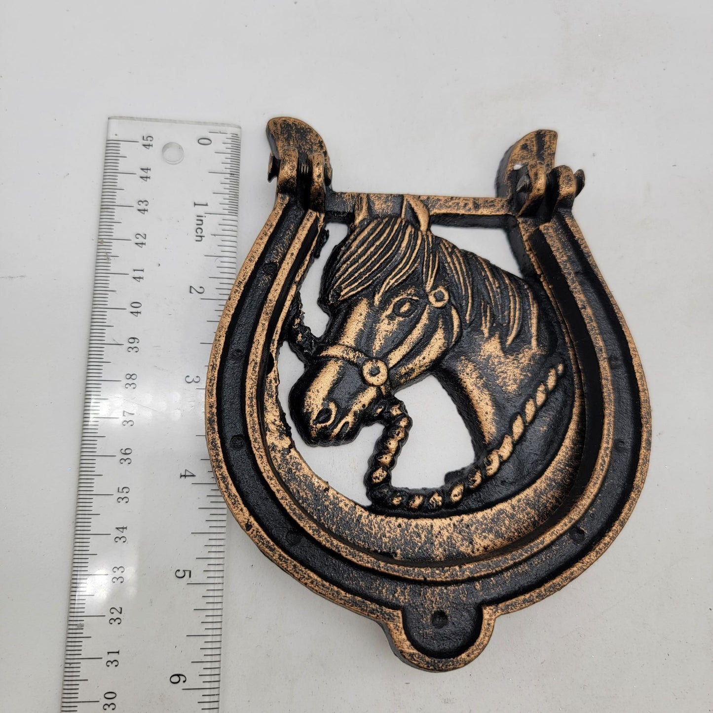 Horse Head Door Knocker With Horseshoe Design