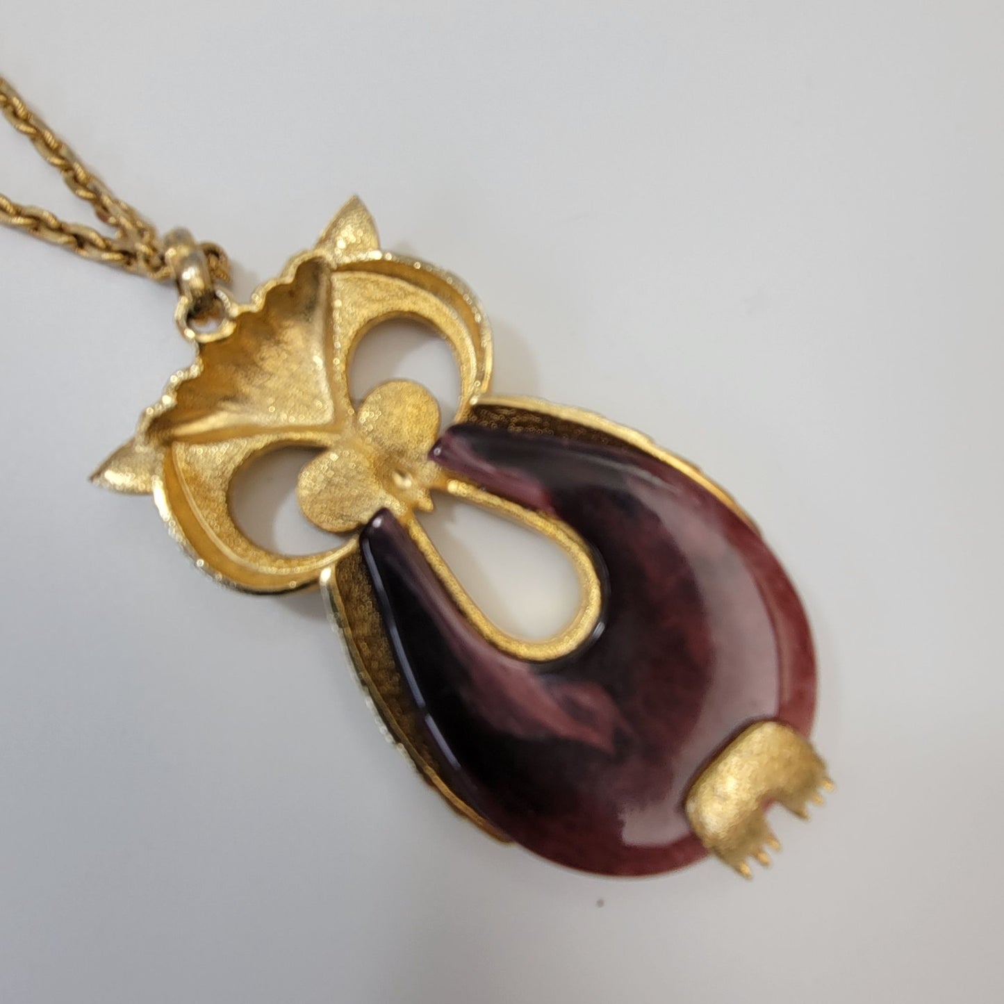 Vintage Purple Lucite Jelly-Belly Owl Pendant Necklace Purple