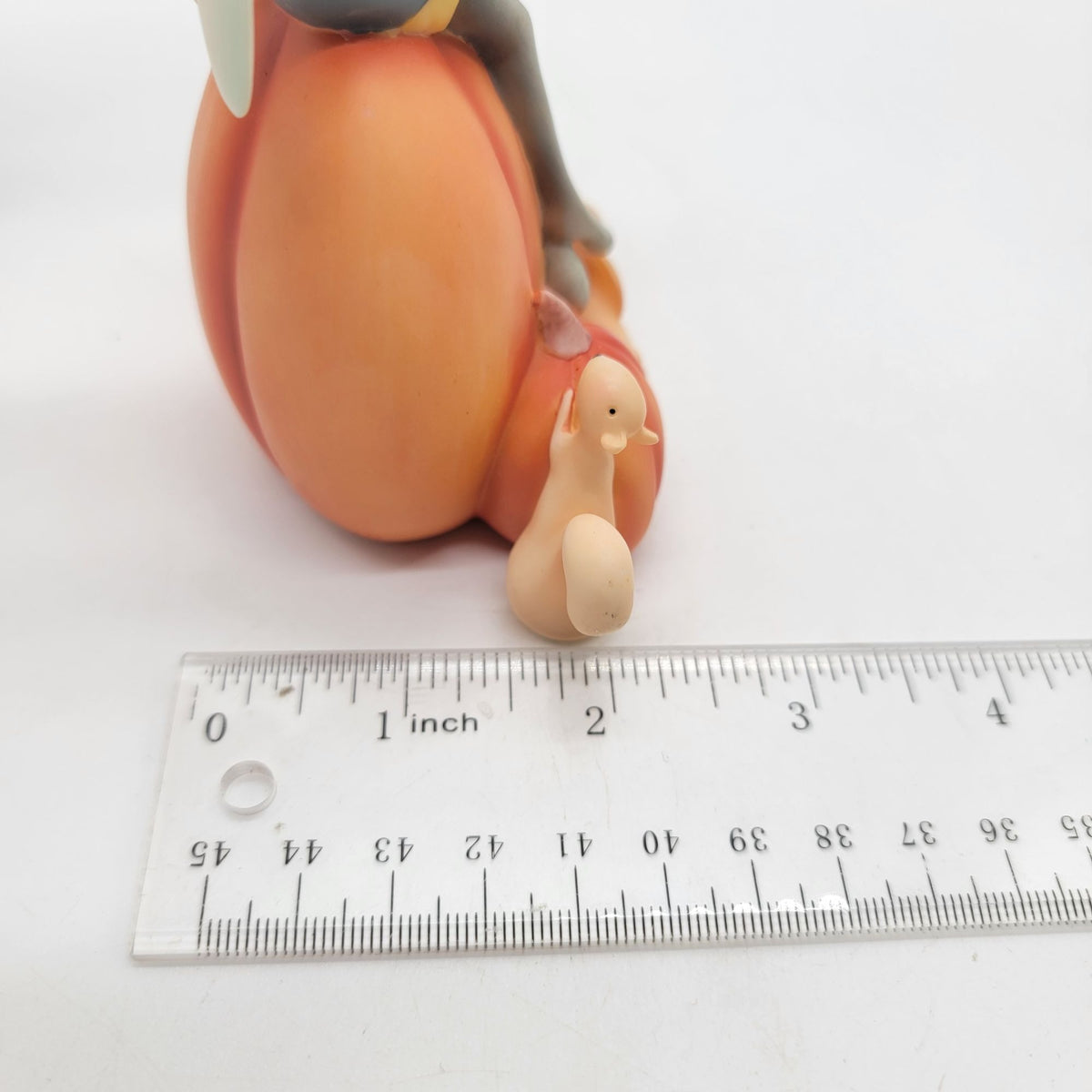 2005 Demdeco Claire Stoner Fun Fabulous Fun Figurine Bumblebee Girl On Pumpkins