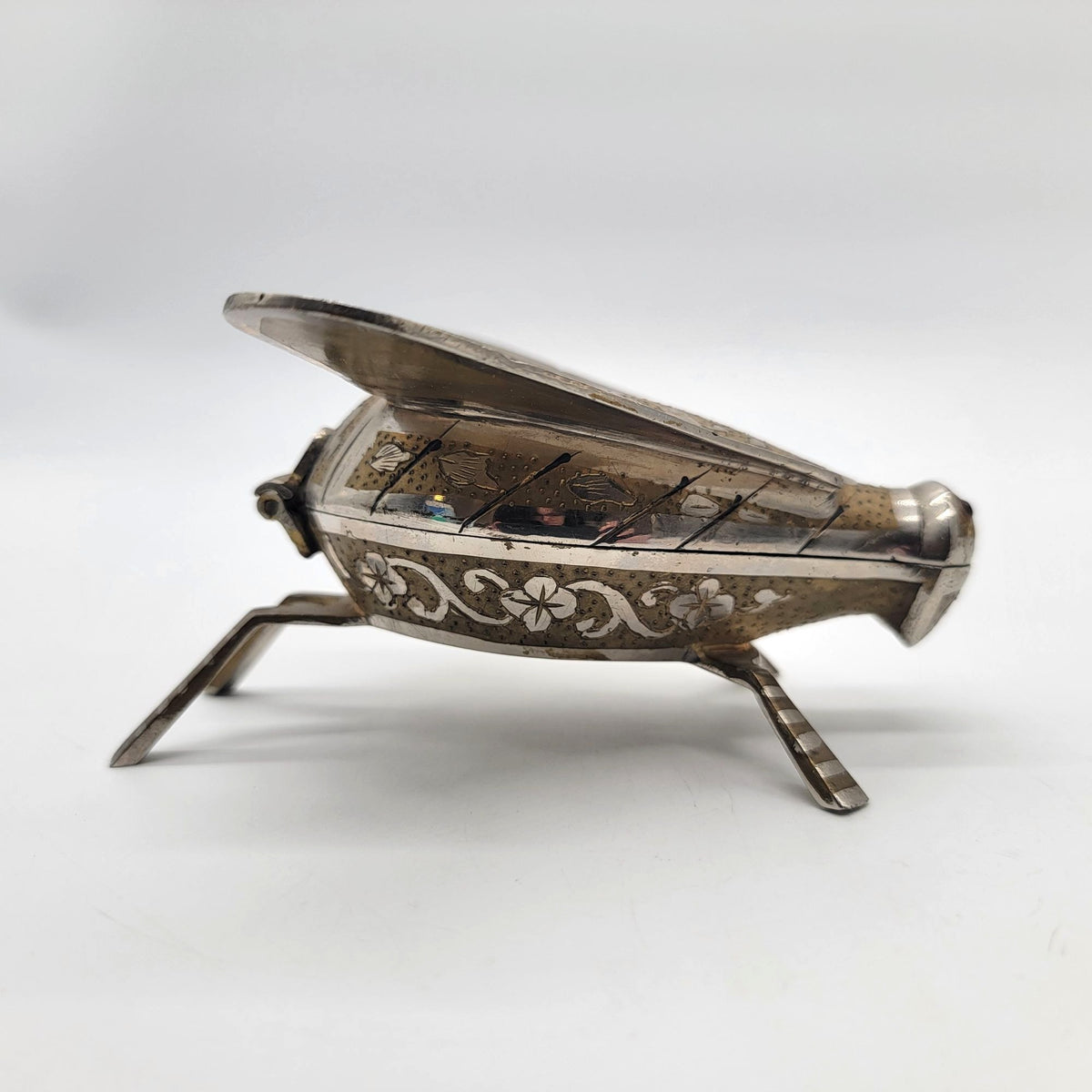 1960s Cicada Fly Musical Box Ashtray Engraved Brass and Silver Plate