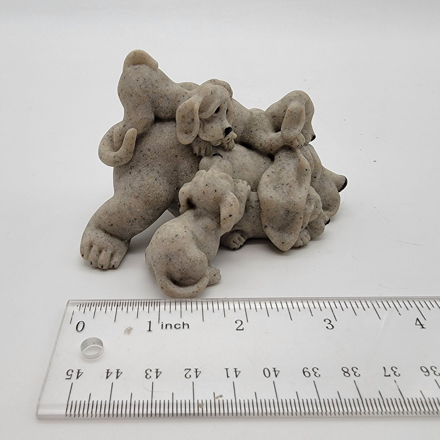 2001 Quarry Critters Peaches Puppies Sculpture