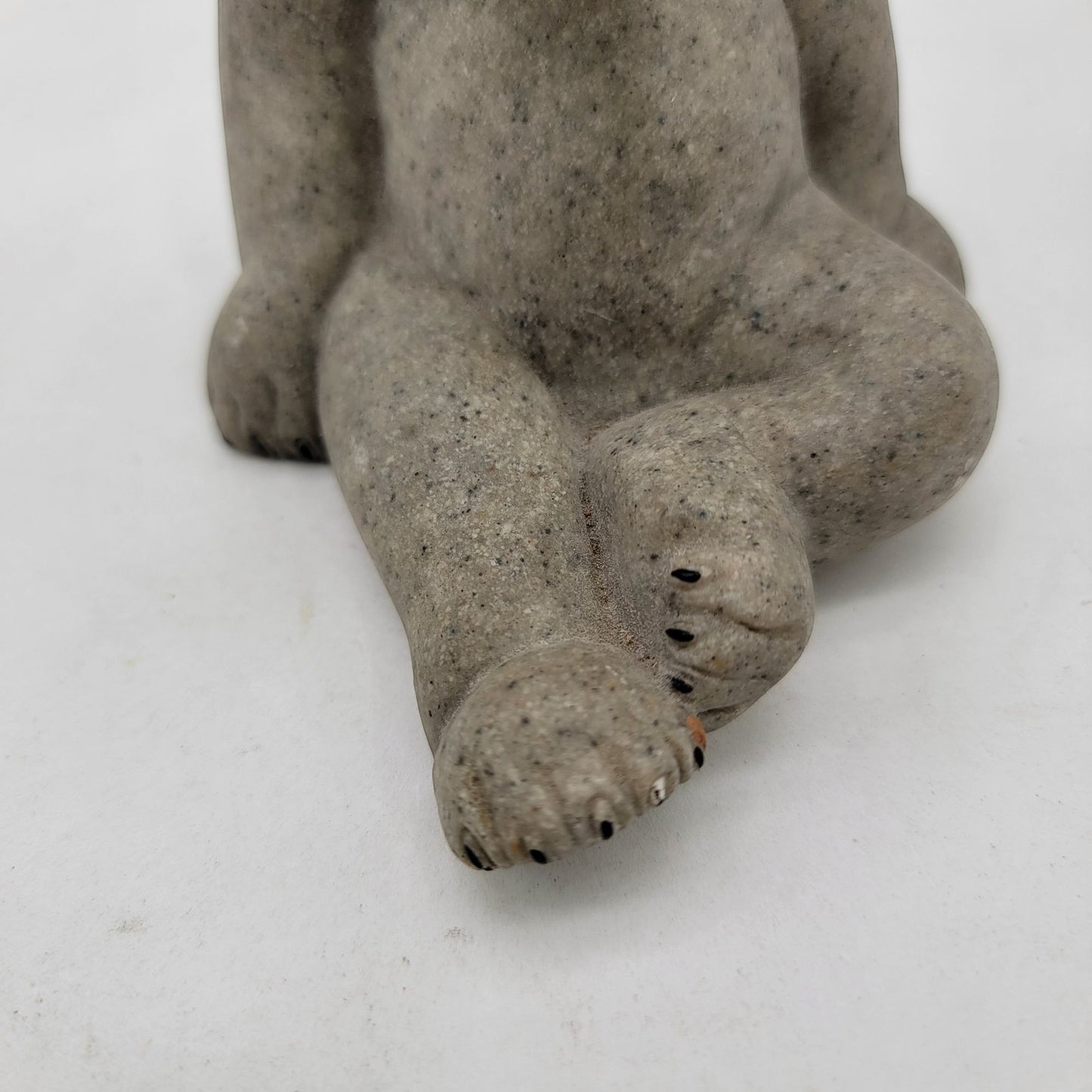 Vintage 2000 Quarry Critters "Bud"  Bear Figurine