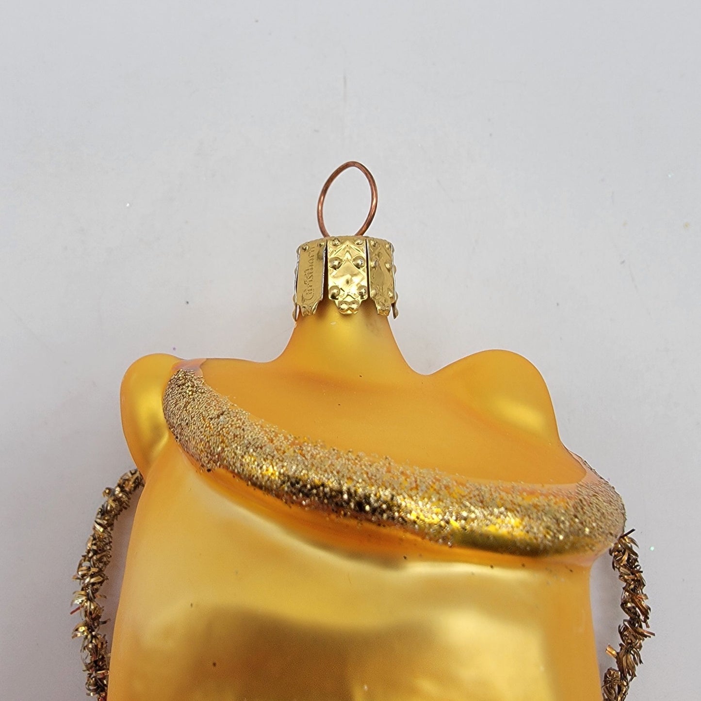 1998 Disney Classic Winnie The Pooh Glass Ornament Holding Star
