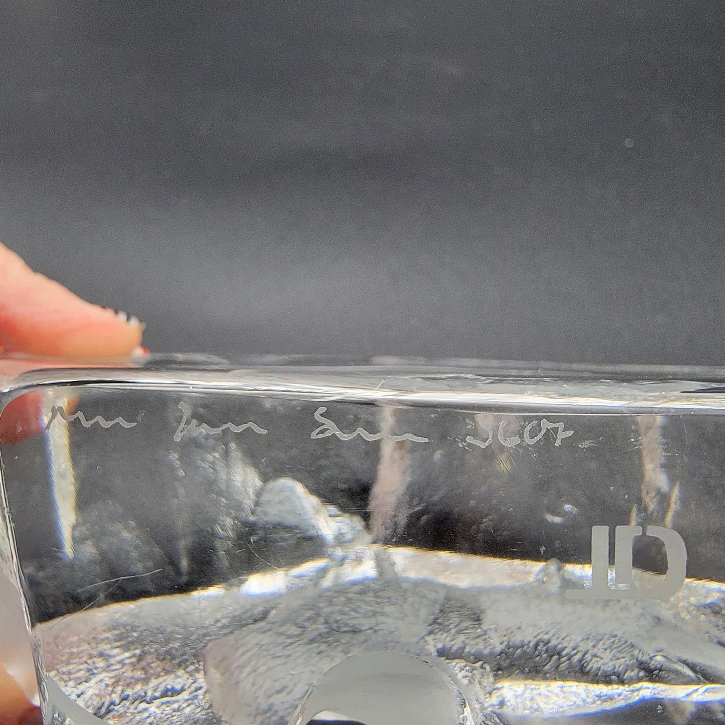 Mats Jonasson Crystal Grizzly Bear Paperweight Signed 3607