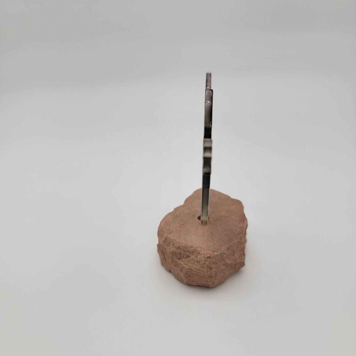 Lazart Gecko Lizard Metal Art Sculpture On Stone Base