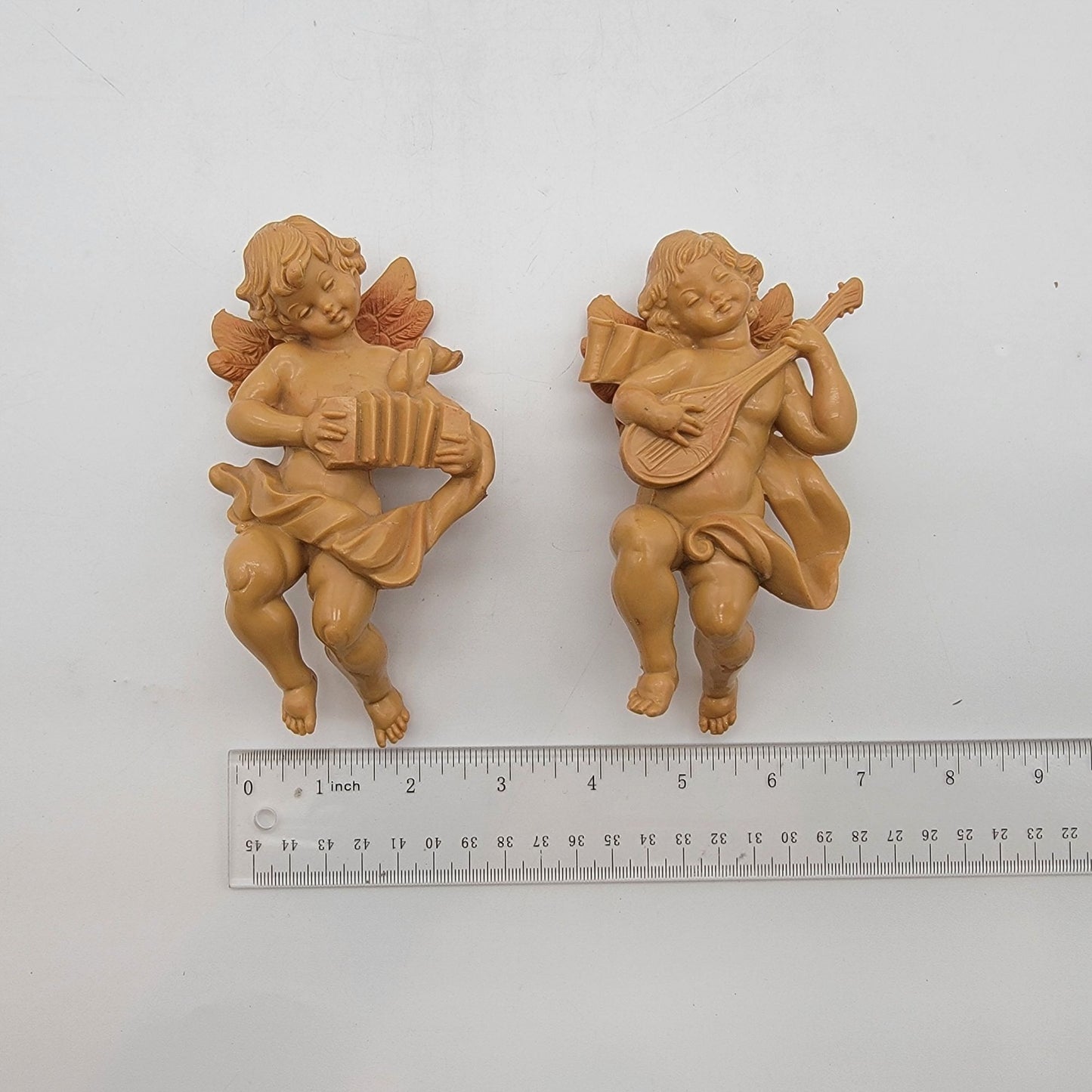 Pair Of Vintage Italian Fontanini Cherub Angels Figures
