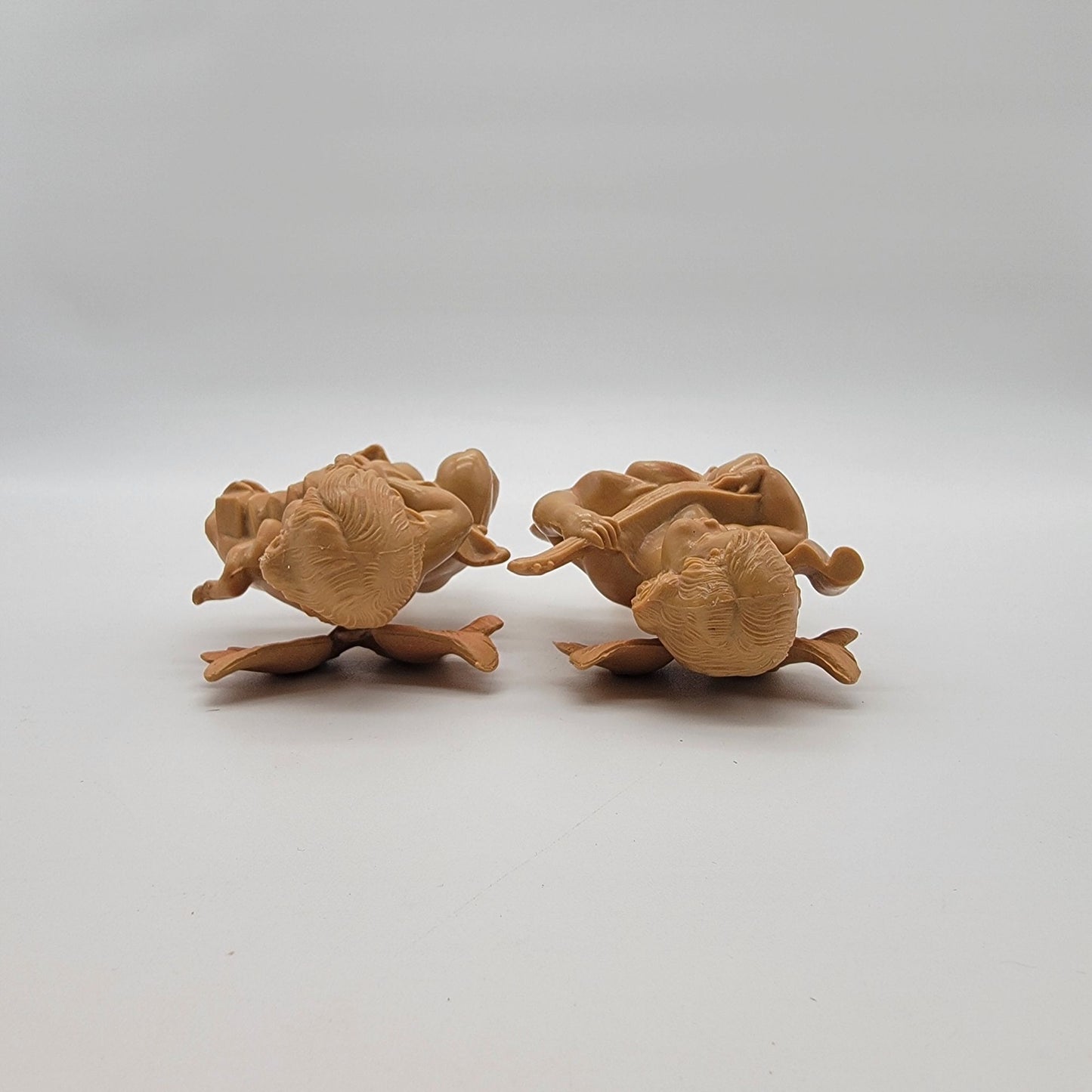 Pair Of Vintage Italian Fontanini Cherub Angels Figures