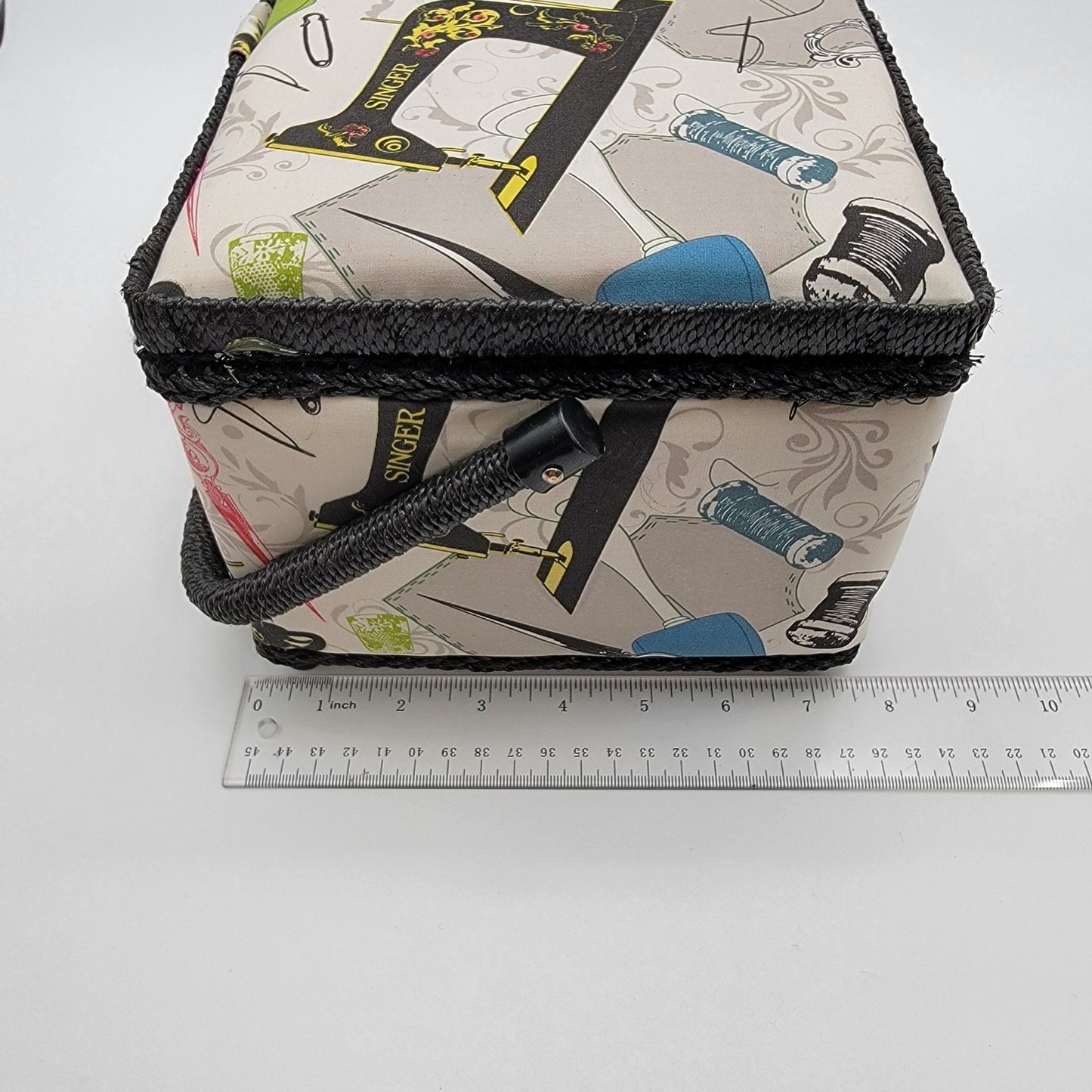 SINGER QuiltPro Padded Sewing Basket Vintage Sewing Machine Fabric