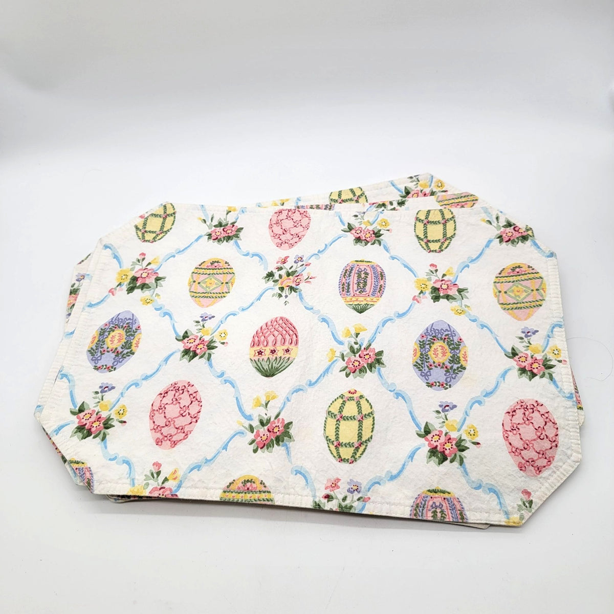Vintage Easter Egg Placemats & Napkins Set