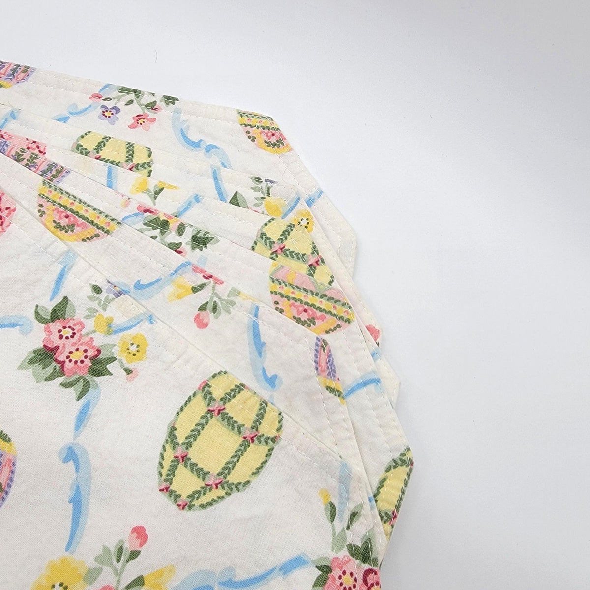 Vintage Easter Egg Placemats & Napkins Set