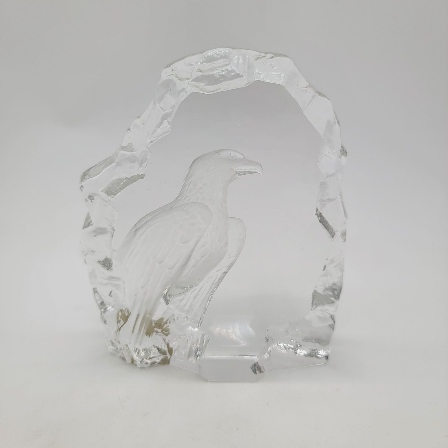 Mats Jonasson Bald Eagle Lead Crystal Sculpture Paperweight