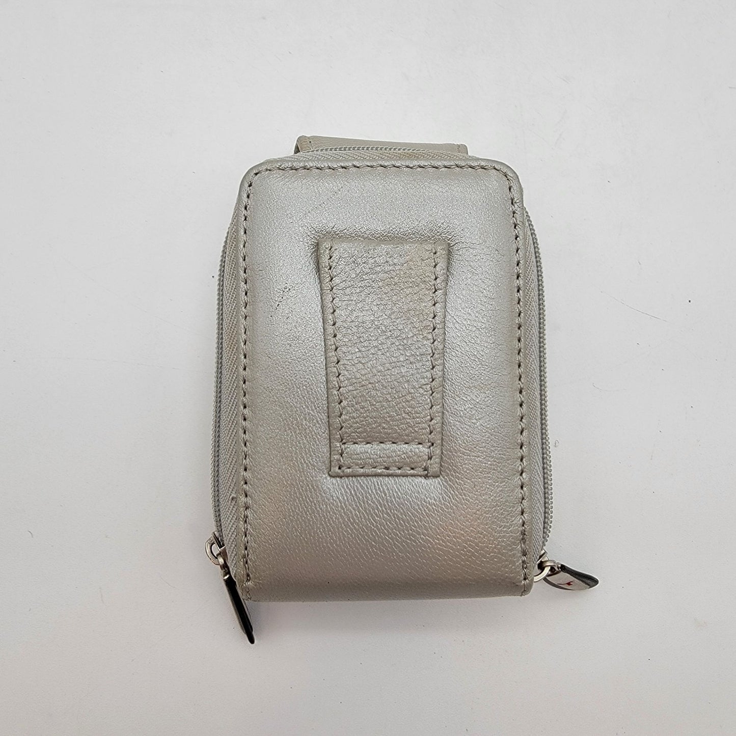 Travelon Vintage Grey Leather Anti-Theft Belt Wallet Card Holder