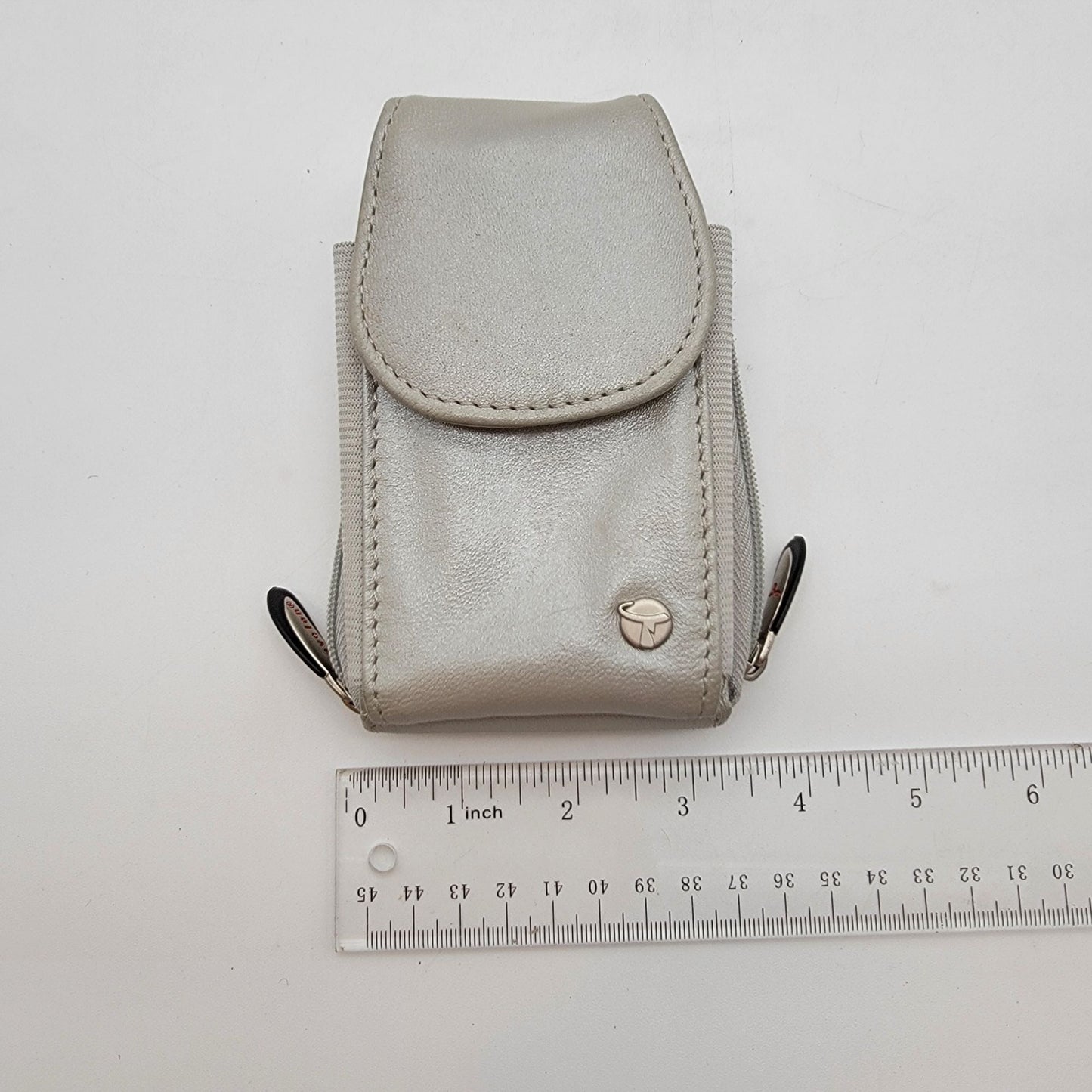 Travelon Vintage Grey Leather Anti-Theft Belt Wallet Card Holder