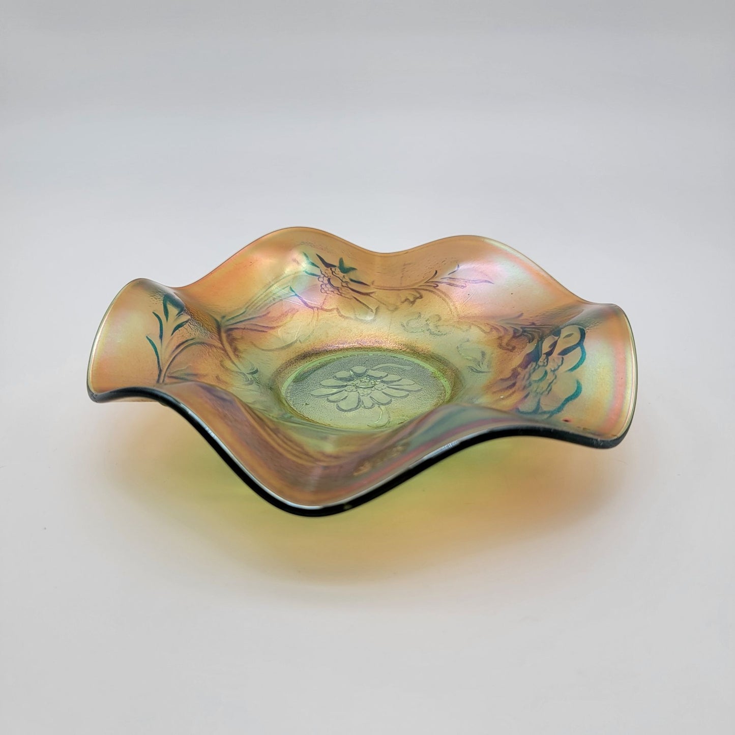 Northwood Carnival Glass Poppy Variant Bowl