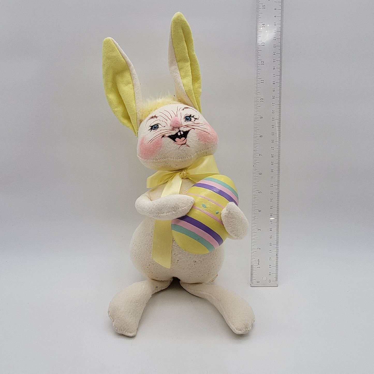 2005 Annalee Easter Bunny Doll 15" Plush With Yellow Ears