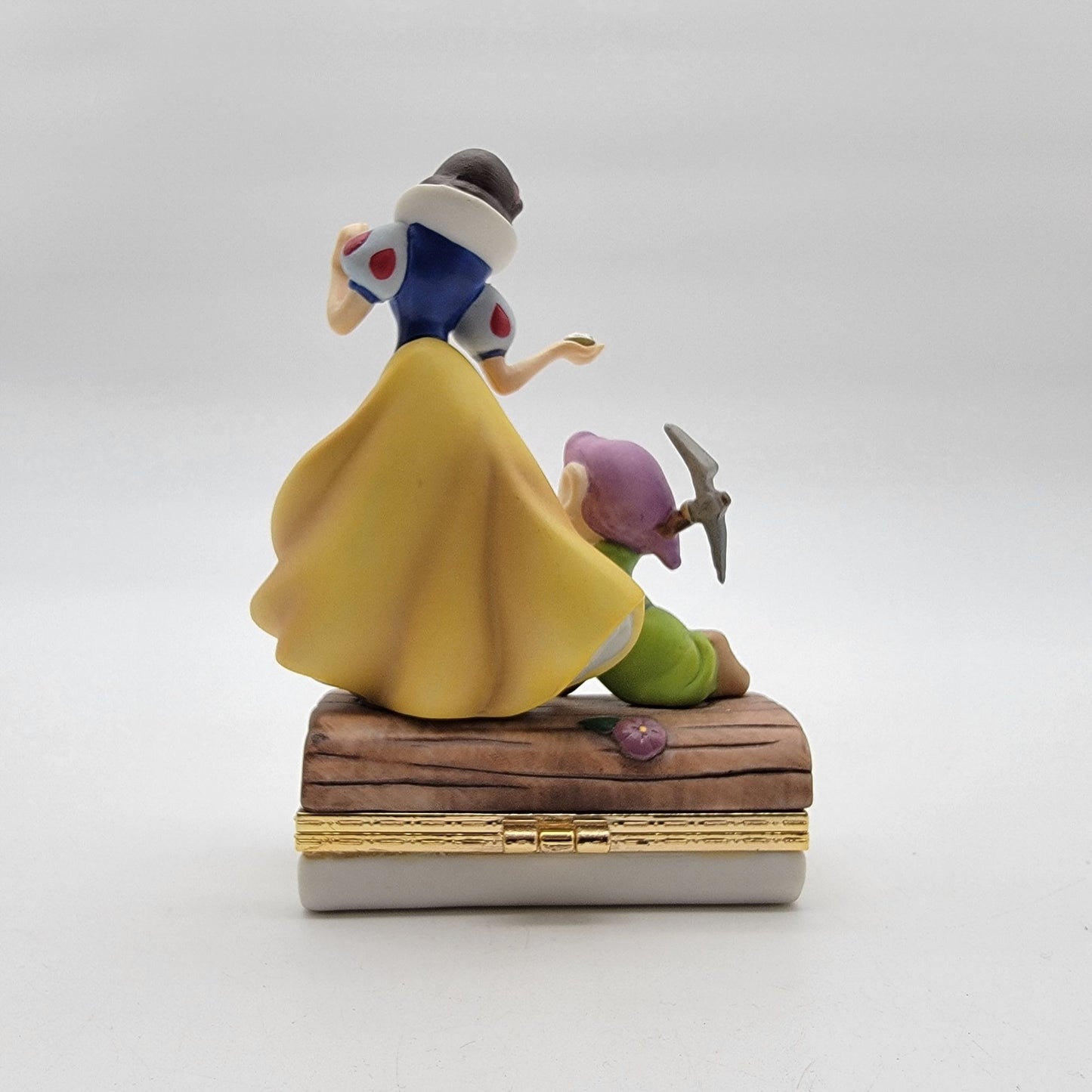 Set of 4 Disney Snow White & The Seven Dwarfs Limoges Porcelain Hinged Trinket Boxes