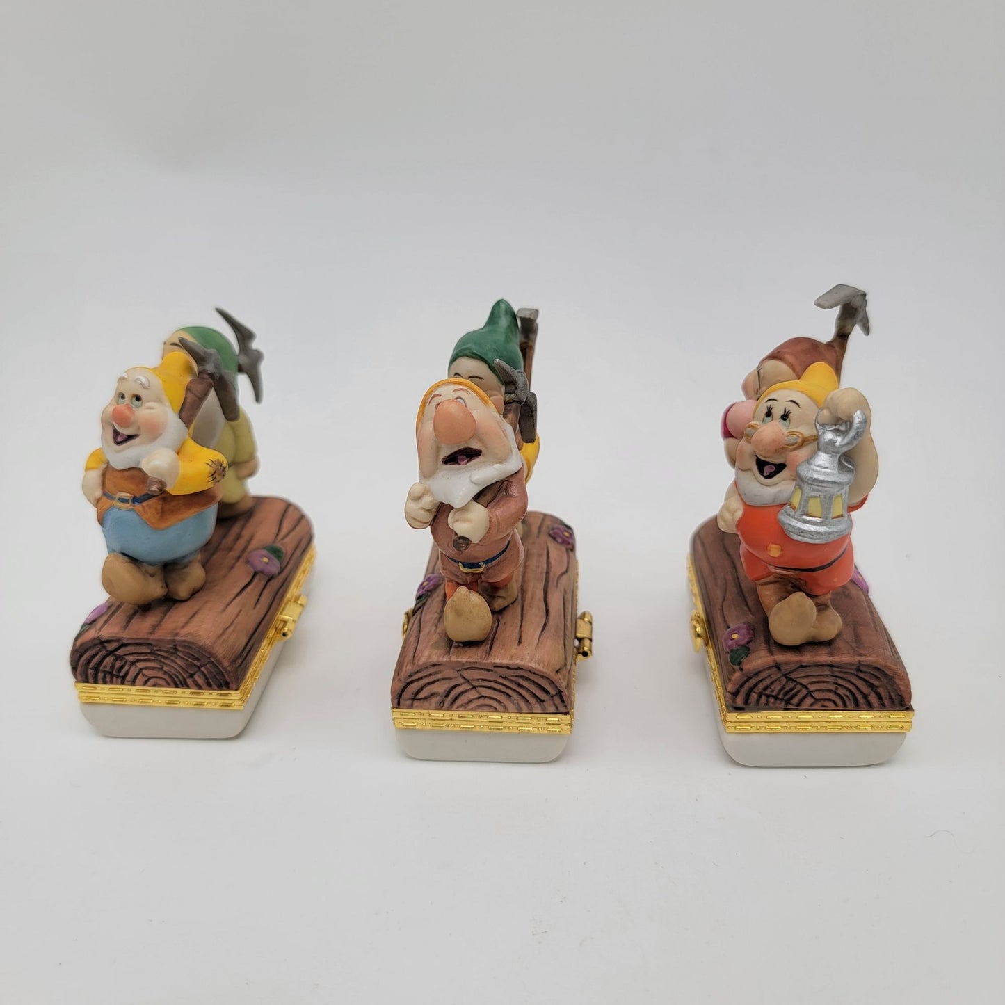 Set of 4 Disney Snow White & The Seven Dwarfs Limoges Porcelain Hinged Trinket Boxes