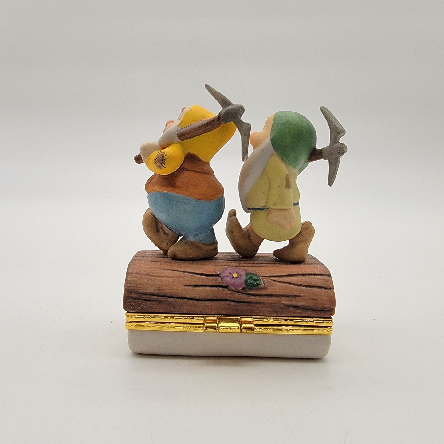 Set of 4 Disney Snow White & The Seven Dwarfs Limoges Porcelain Hinged Trinket Boxes