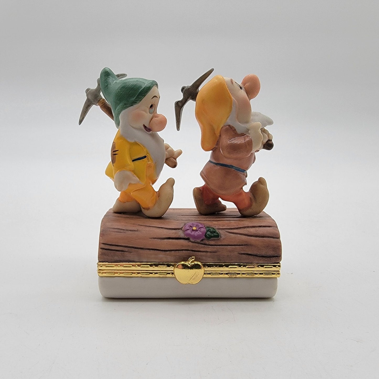 Set of 4 Disney Snow White & The Seven Dwarfs Limoges Porcelain Hinged Trinket Boxes