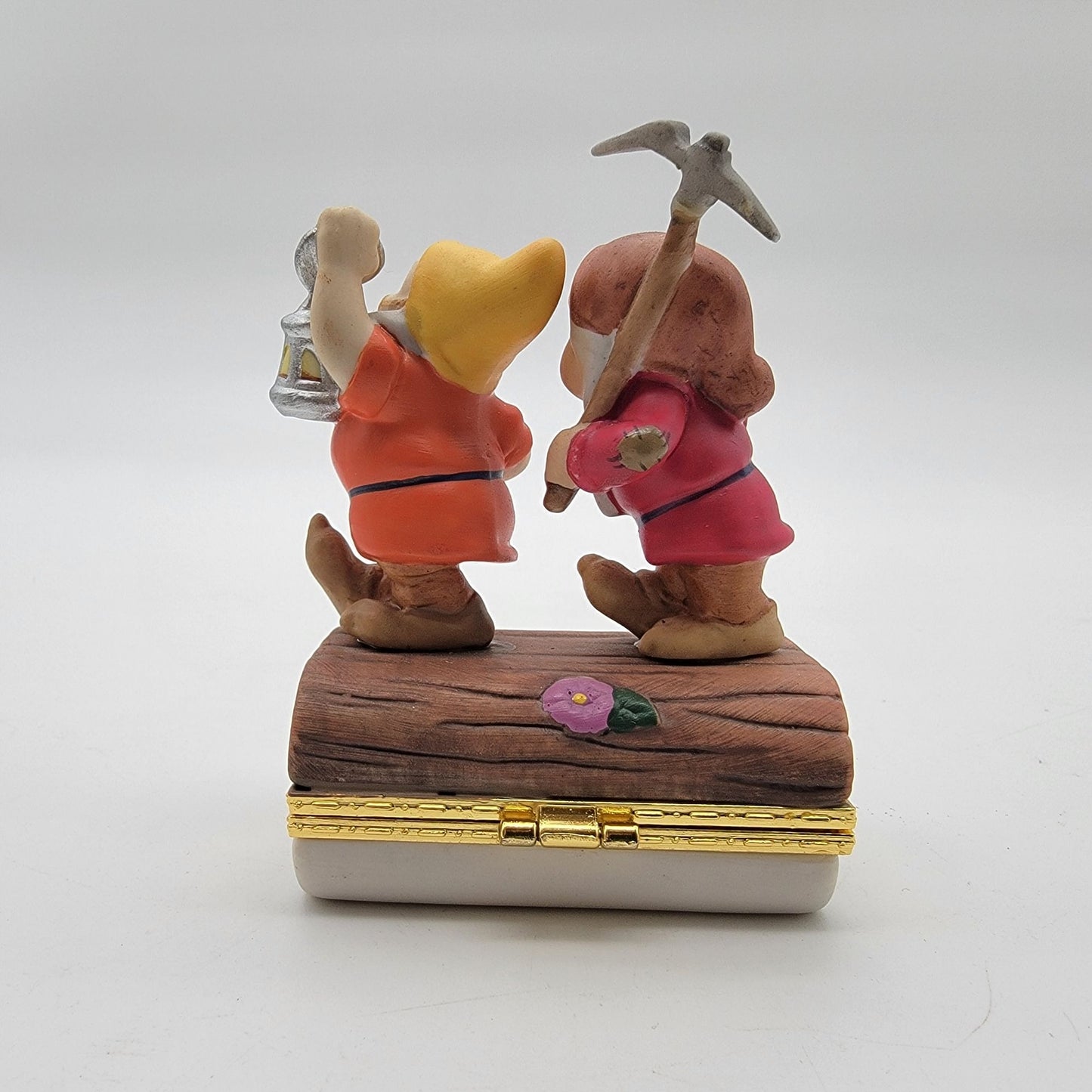 Set of 4 Disney Snow White & The Seven Dwarfs Limoges Porcelain Hinged Trinket Boxes