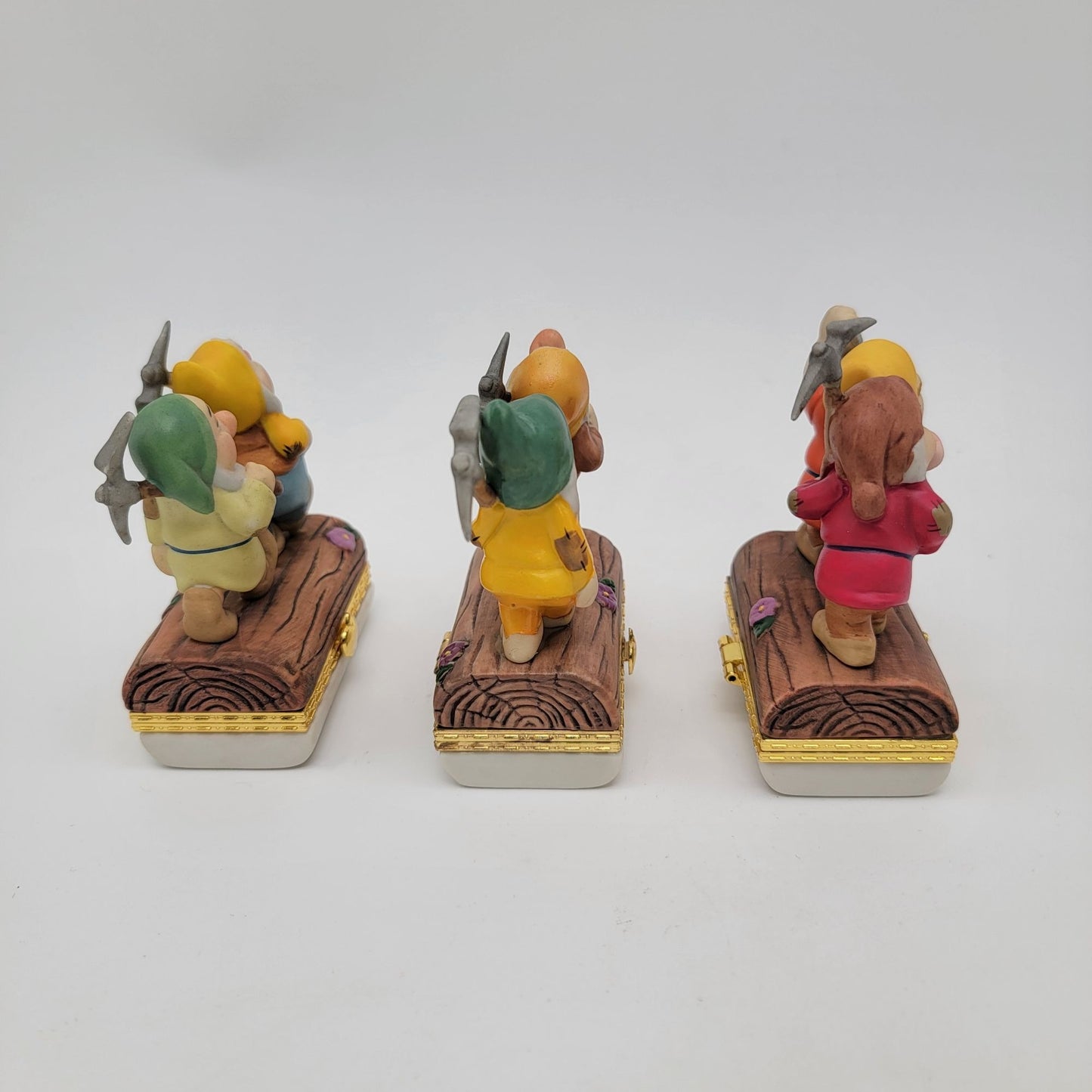 Set of 4 Disney Snow White & The Seven Dwarfs Limoges Porcelain Hinged Trinket Boxes