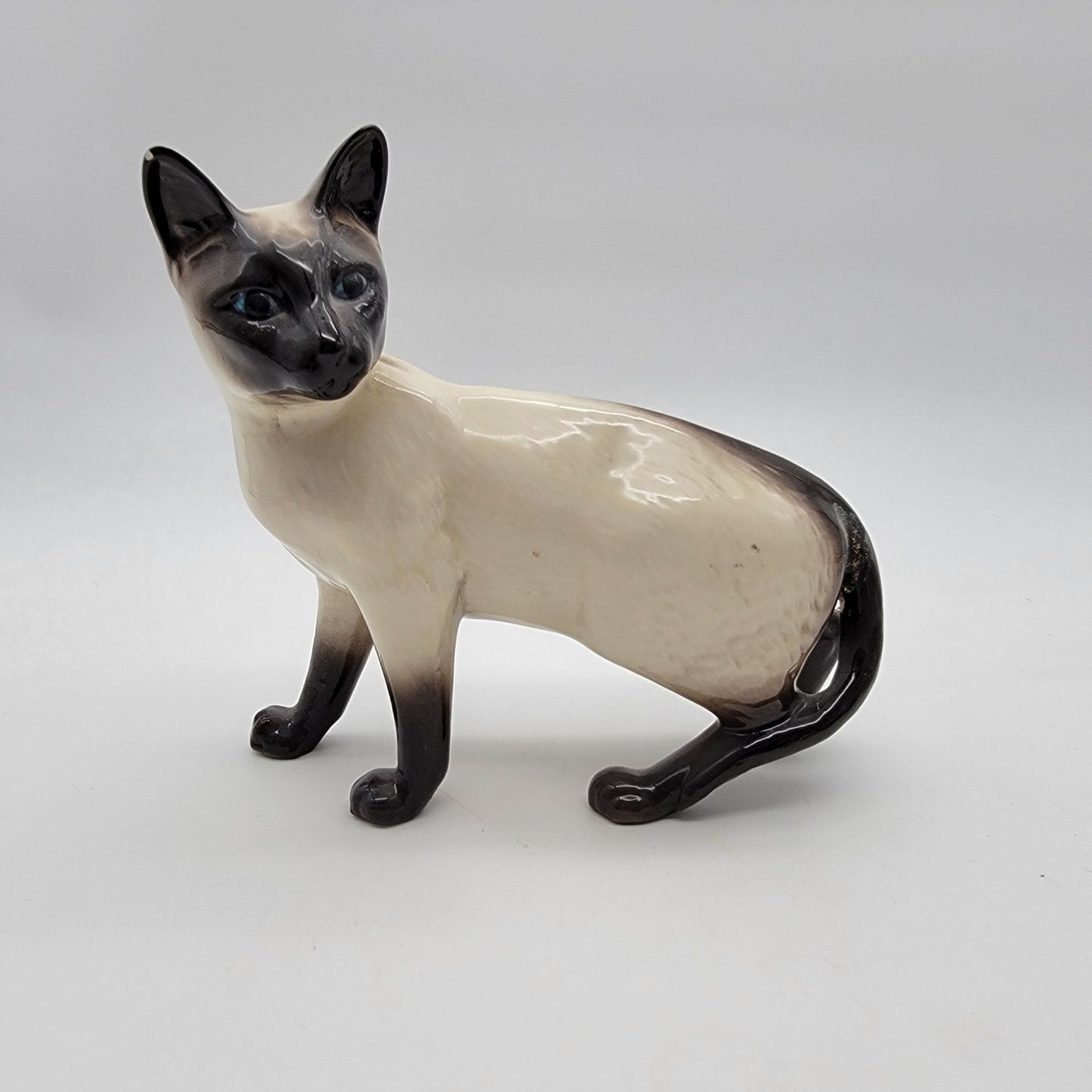 Beswick Siamese Cat Figurines Set of 4 (2 as found)