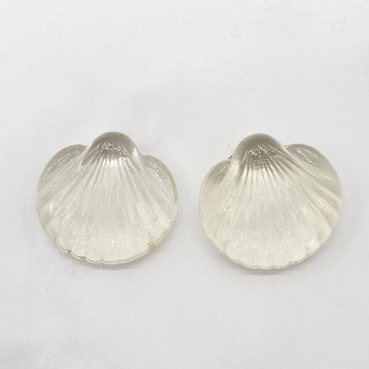 Vintage Clear Glass Seashells Set Of 2