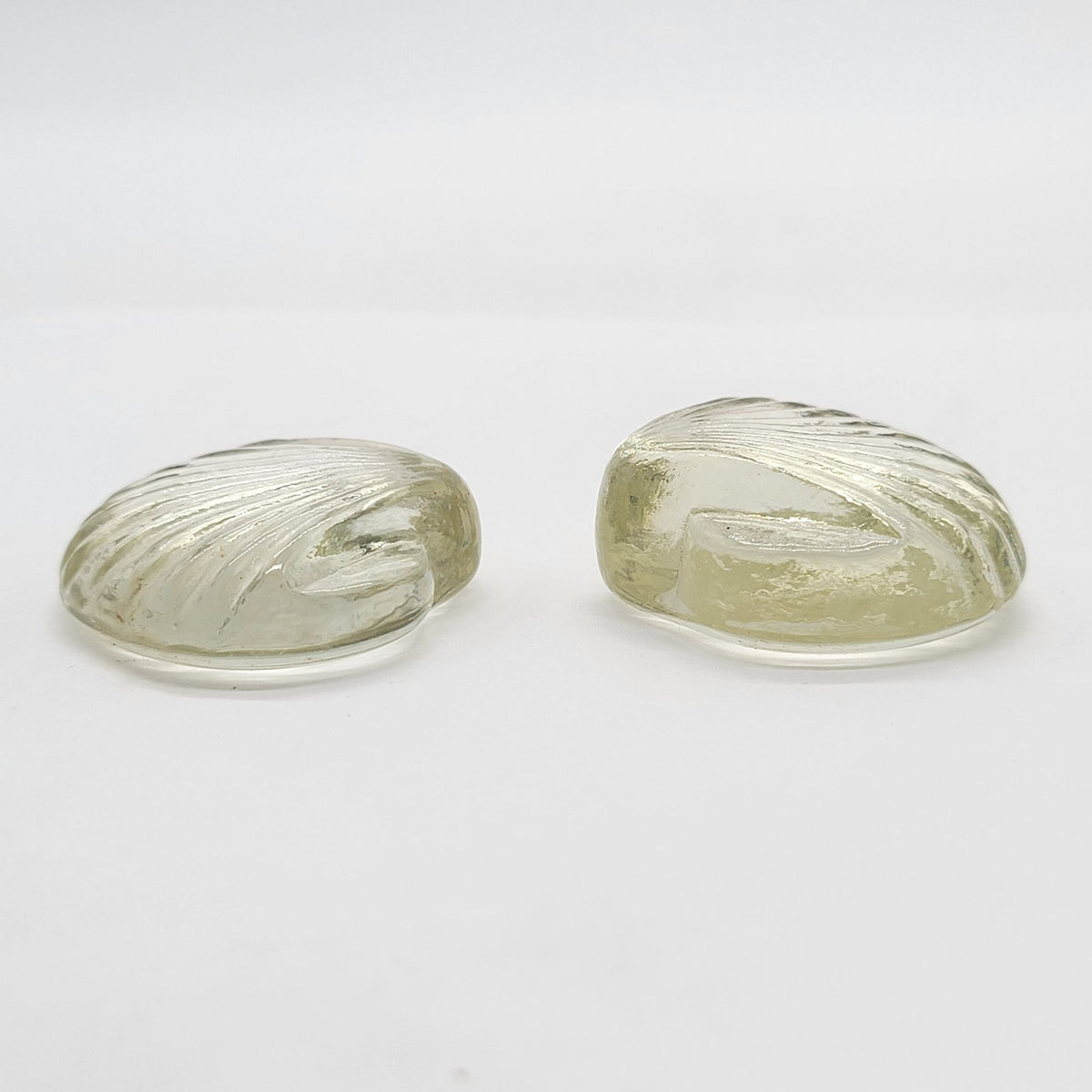 Vintage Clear Glass Seashells Set Of 2