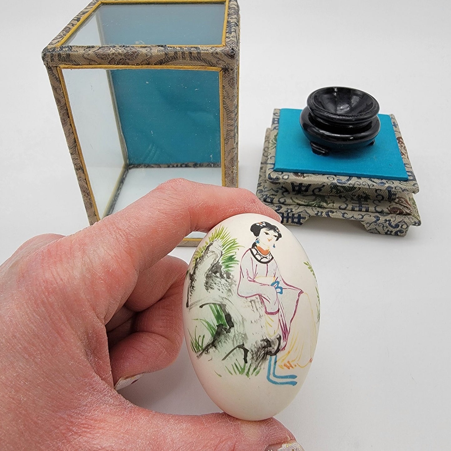 Vintage Asian Handpainted Geisha Egg in Silk Wrapped Glass Display Case