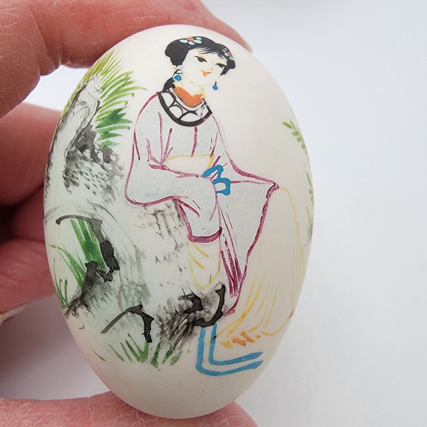 Vintage Asian Handpainted Geisha Egg in Silk Wrapped Glass Display Case