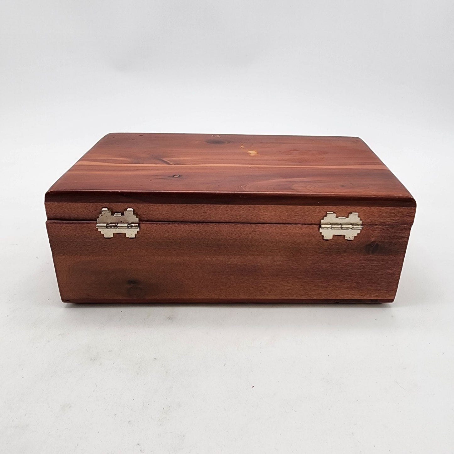 Lane Cedar Miniature Hope Chest Trinket Box Levitz Furniture