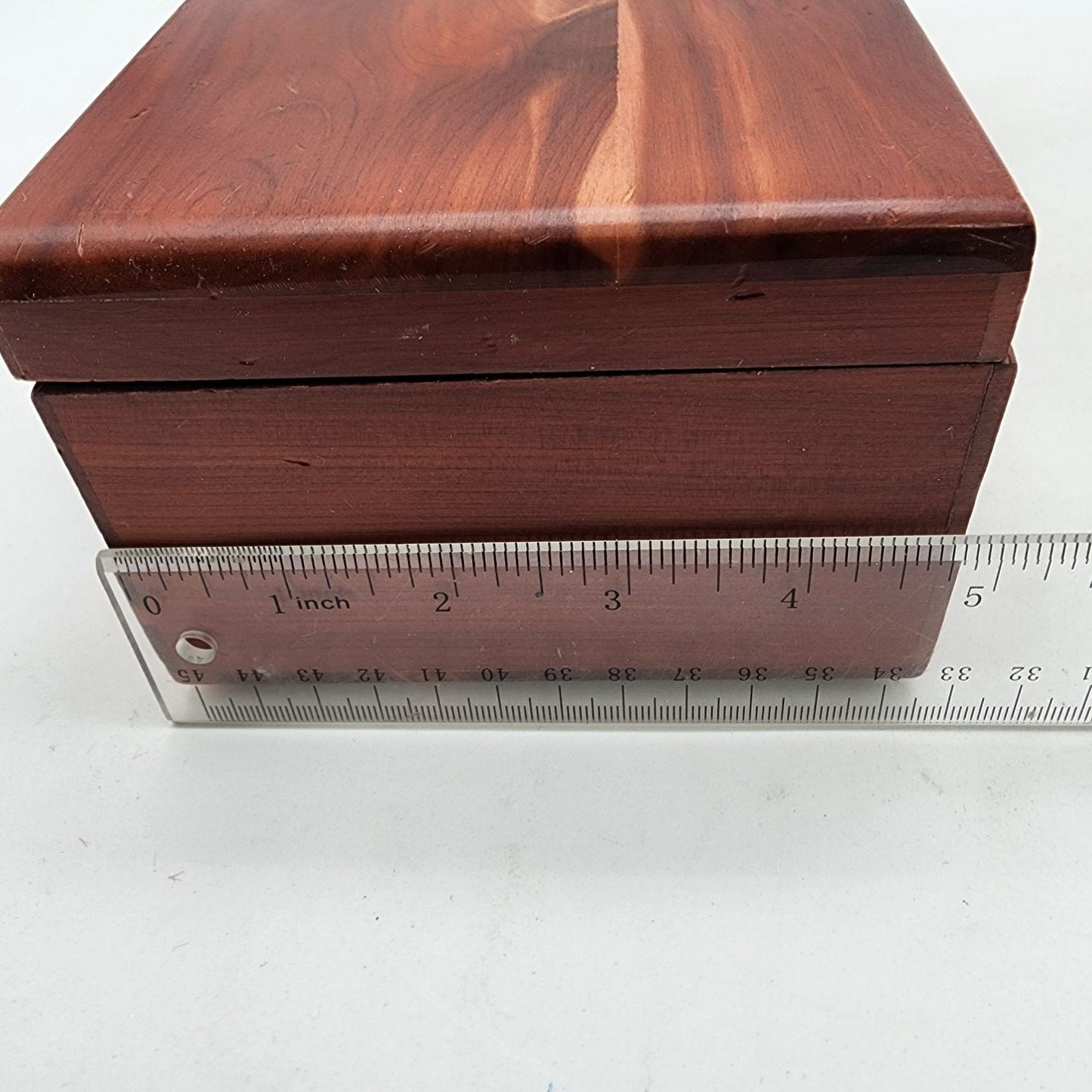 Lane Cedar Miniature Hope Chest Trinket Box Levitz Furniture