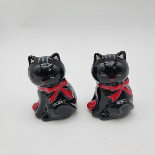 Black Cat Salt & Pepper Shakers With Red Bows