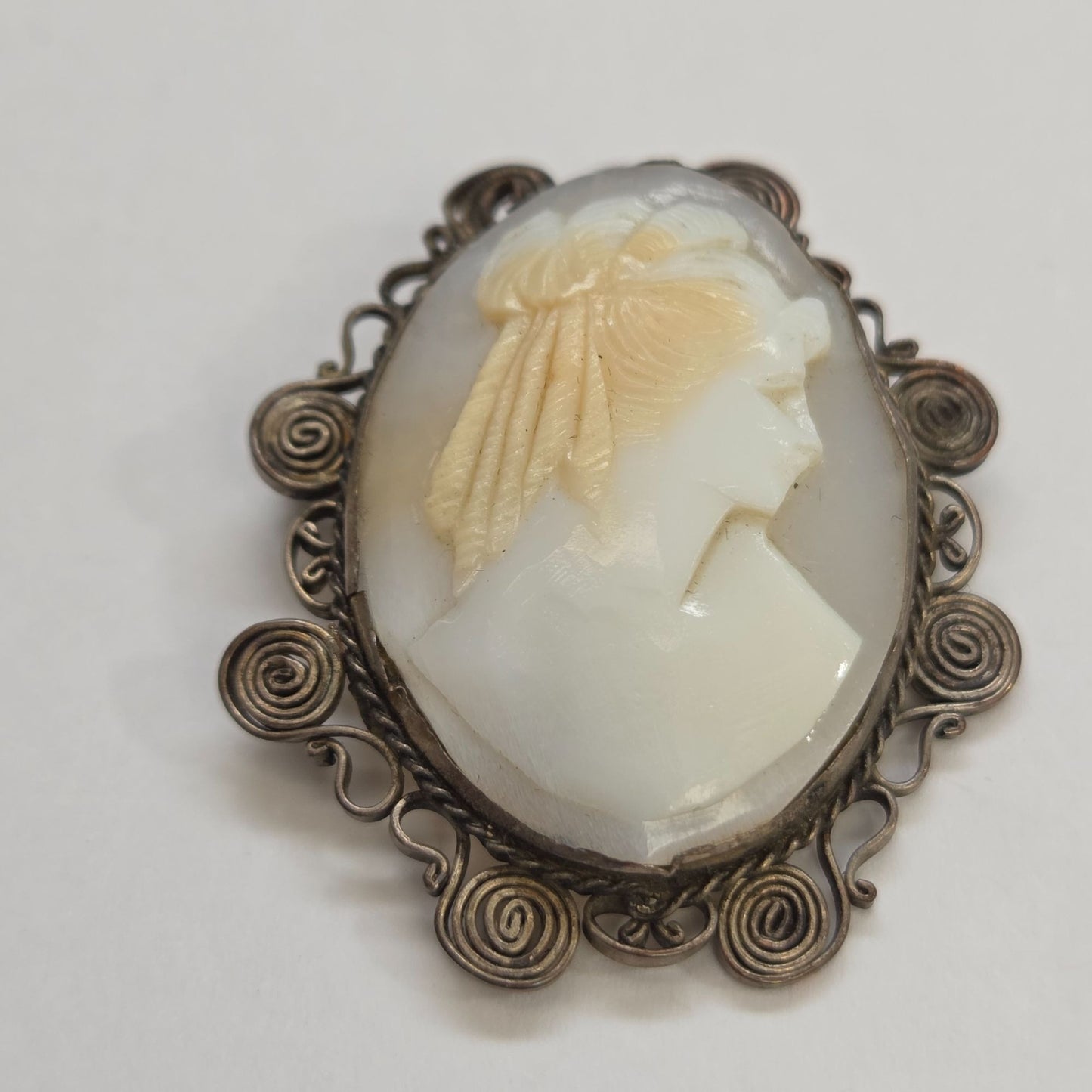 Antique 800 Silver Sardonyx Shell Cameo Pin/Brooch With Etruscan Revival Swirls