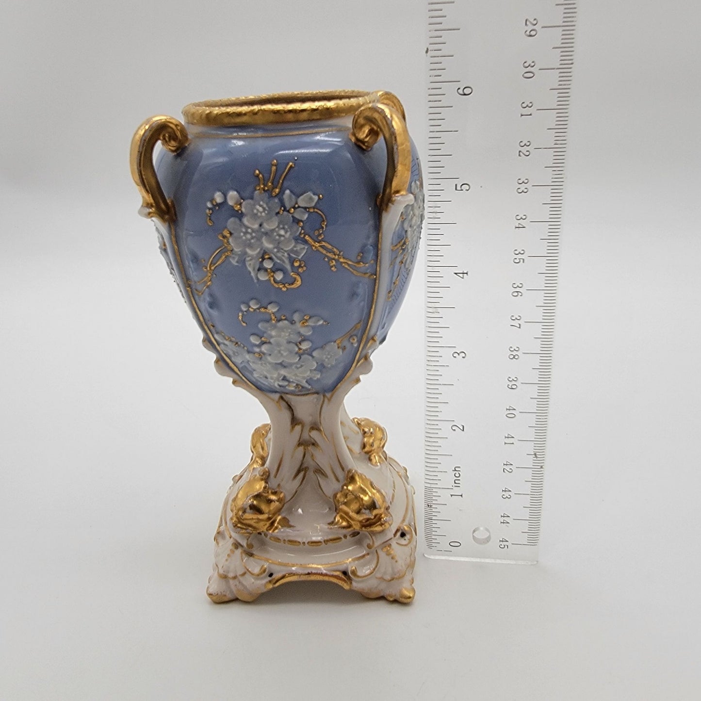 Antique Riessner Stellmacher & Kessel Art Nouveau Porcelain Turn Teplitz Vase Bleu Celeste (Sky Blue)