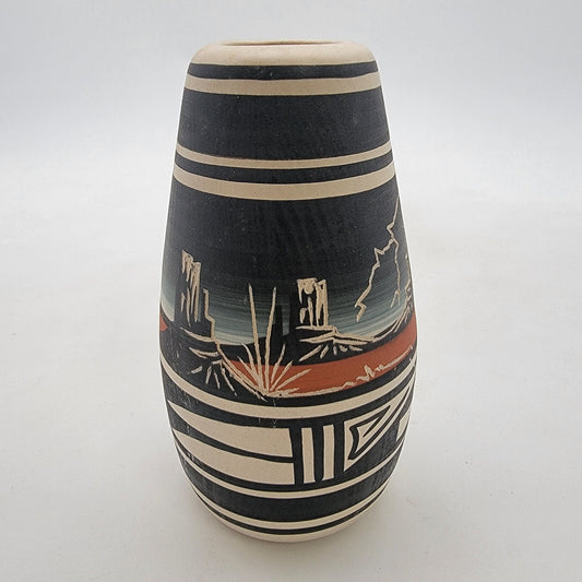Vintage Navajo Dine Cedar Mesa Pueblo Etched Art Pottery Vase Signed