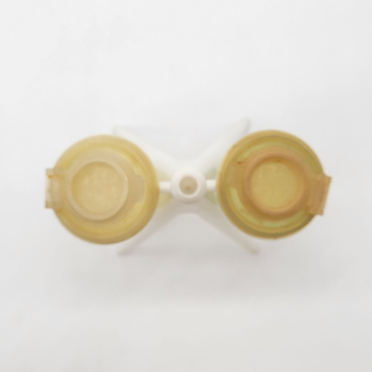 1950s Tupperware Atomic Tripod Salt & Pepper Shaker Set