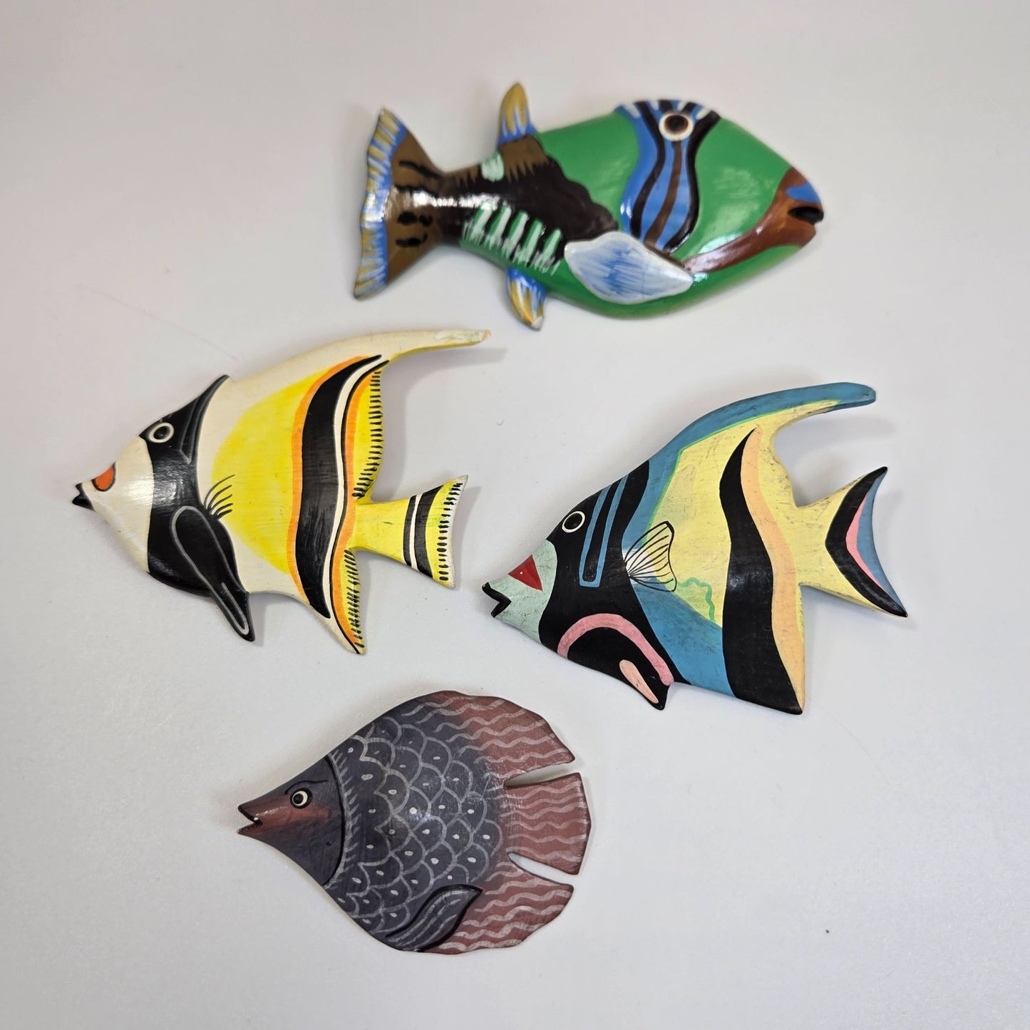 Set Of 4 Vintage Hand-Painted Mori Wood Fish Brooches