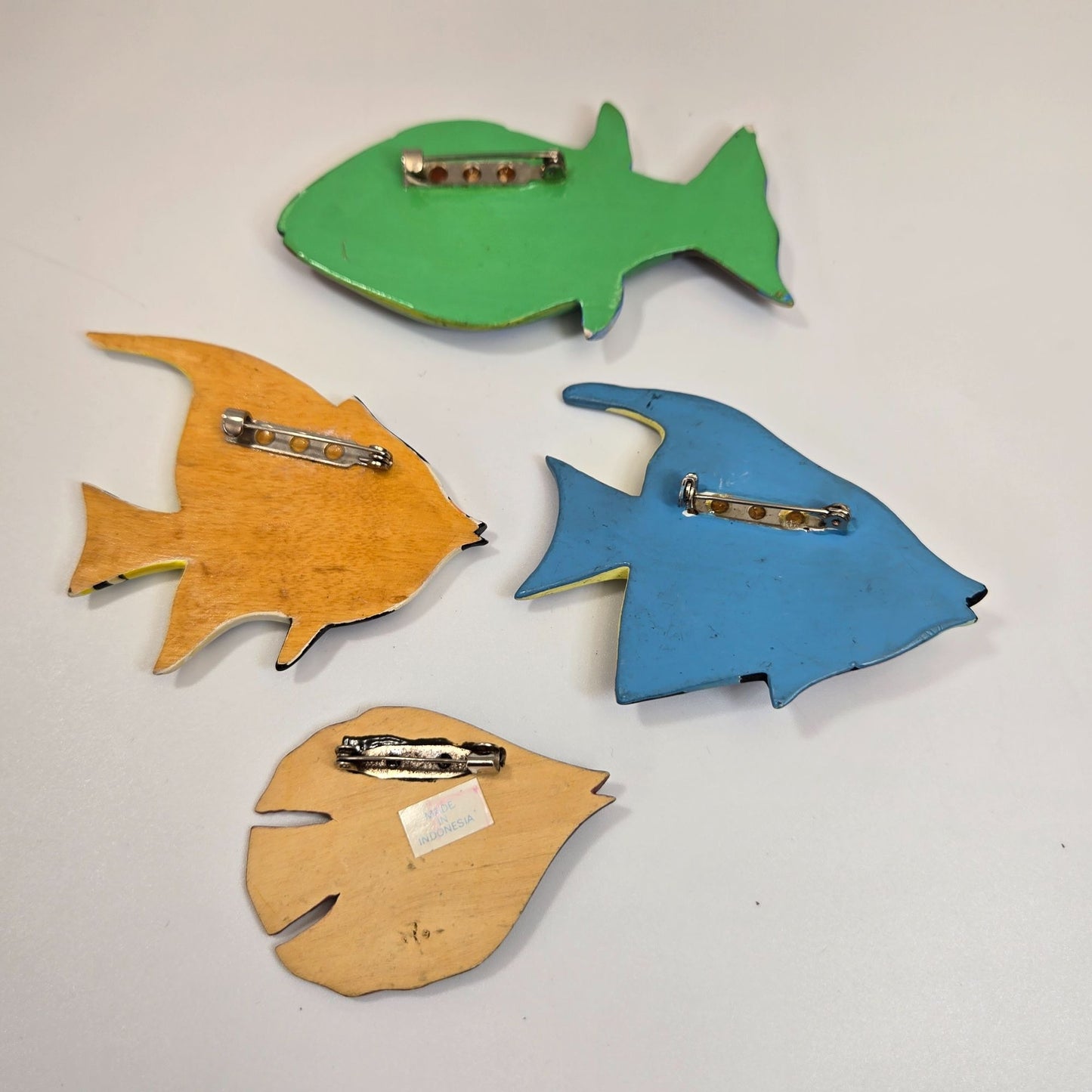 Set Of 4 Vintage Hand-Painted Mori Wood Fish Brooches